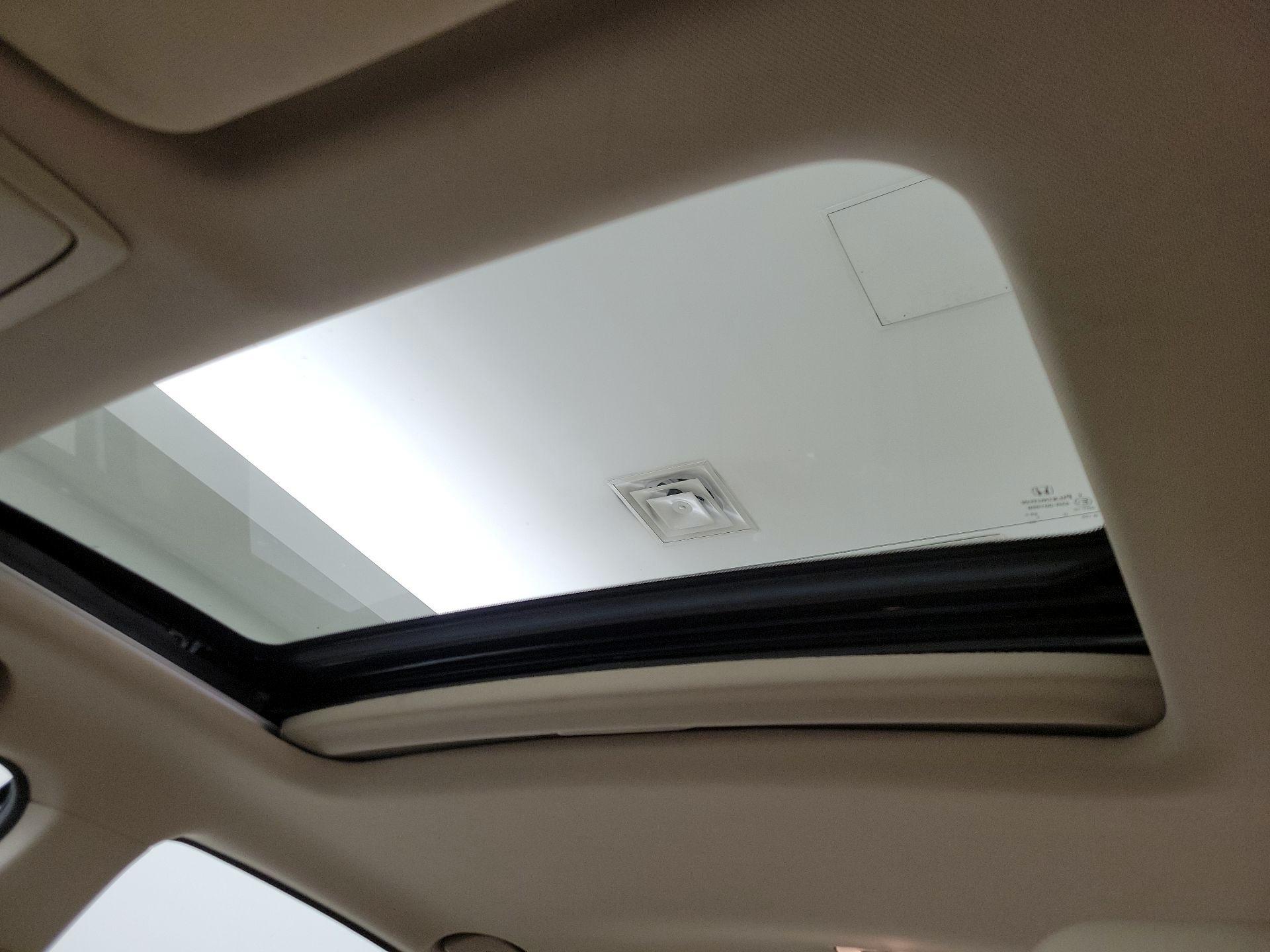 Thumbnail: 2015 Honda Accord - 19