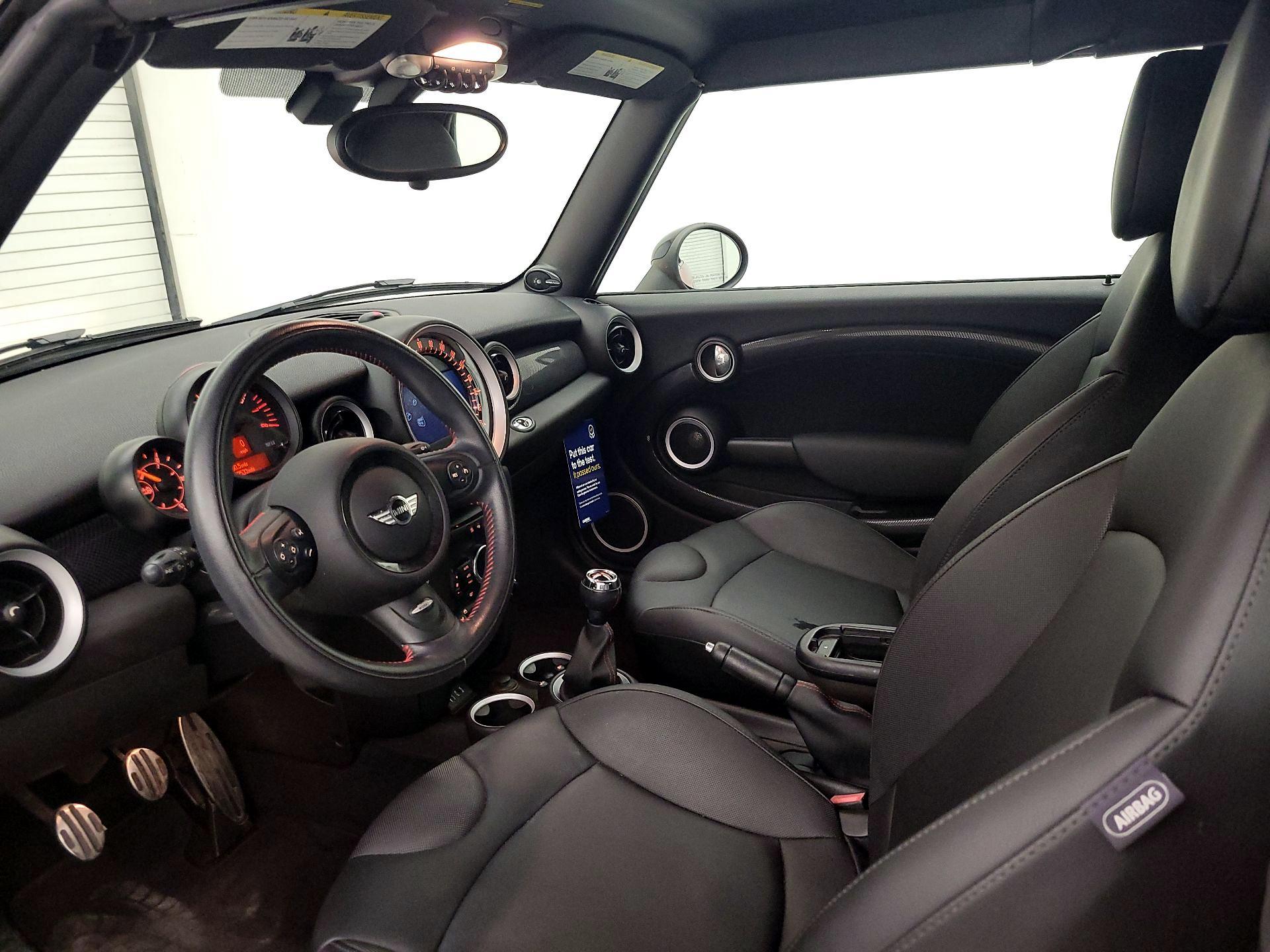 Thumbnail: 2015 MINI Cooper - 11