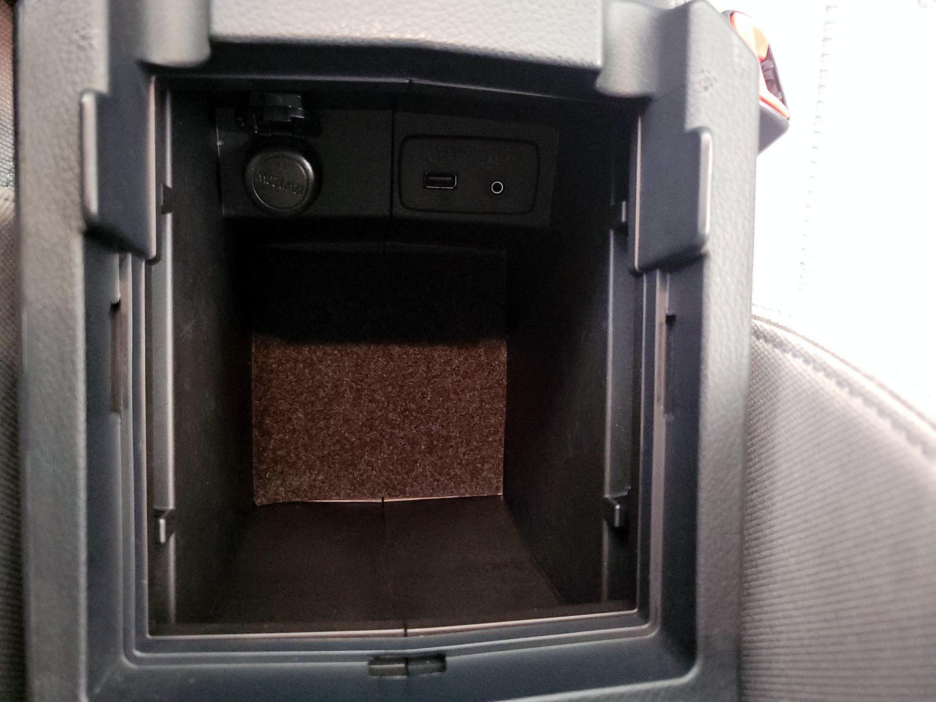 Thumbnail: 2015 Subaru Forester - 18