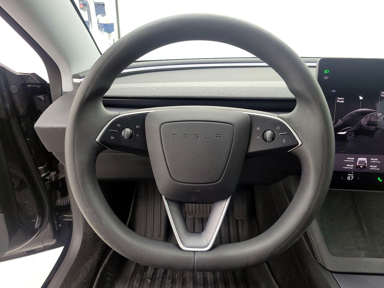 2025 Tesla Model 3 Long Range - Photo 11
