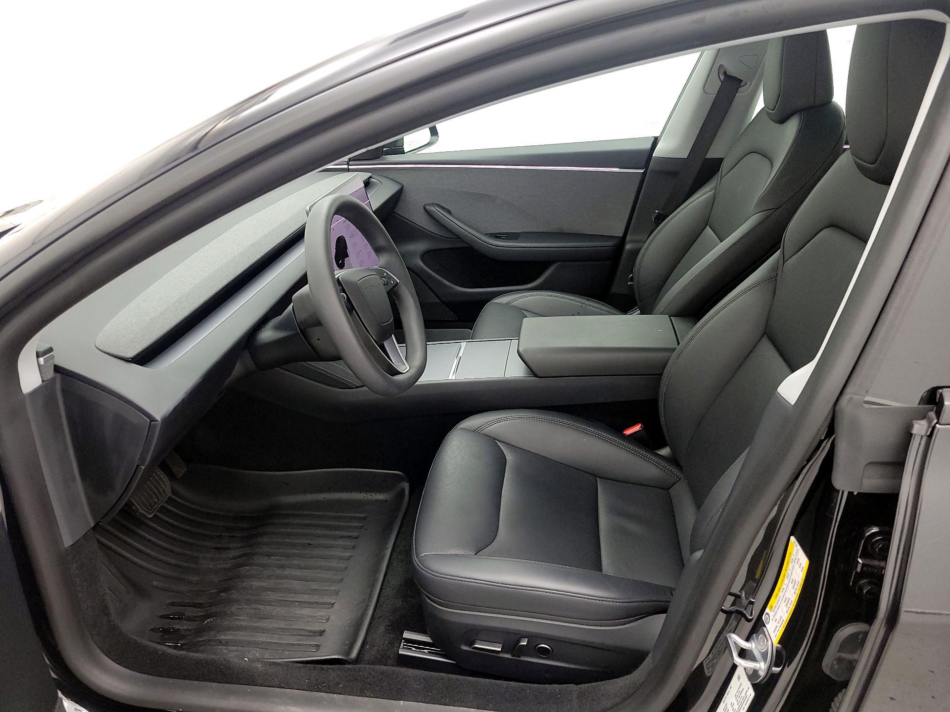 Thumbnail: 2025 Tesla Model 3 - 11