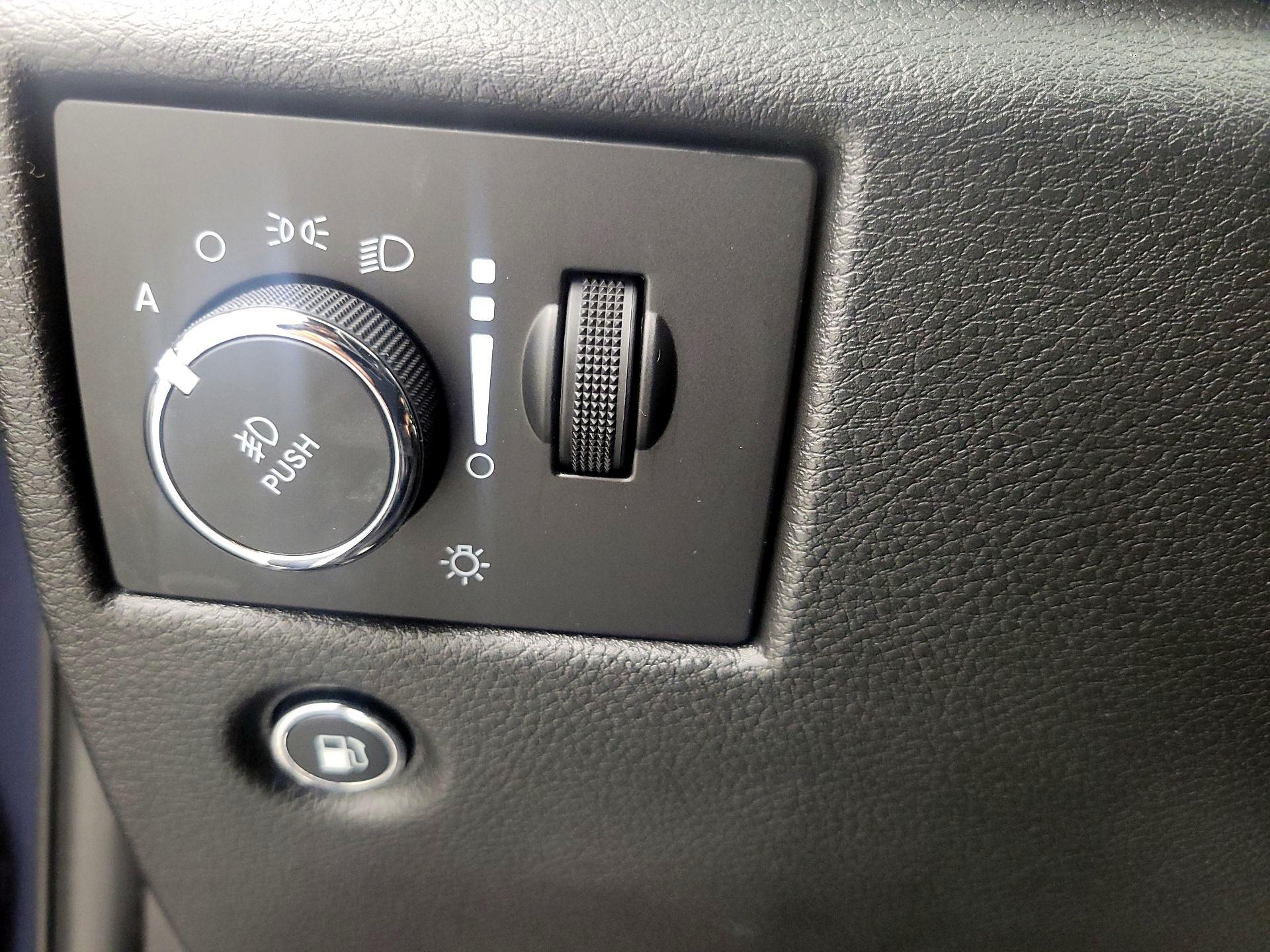 Thumbnail: 2021 Jeep Grand Cherokee - 13