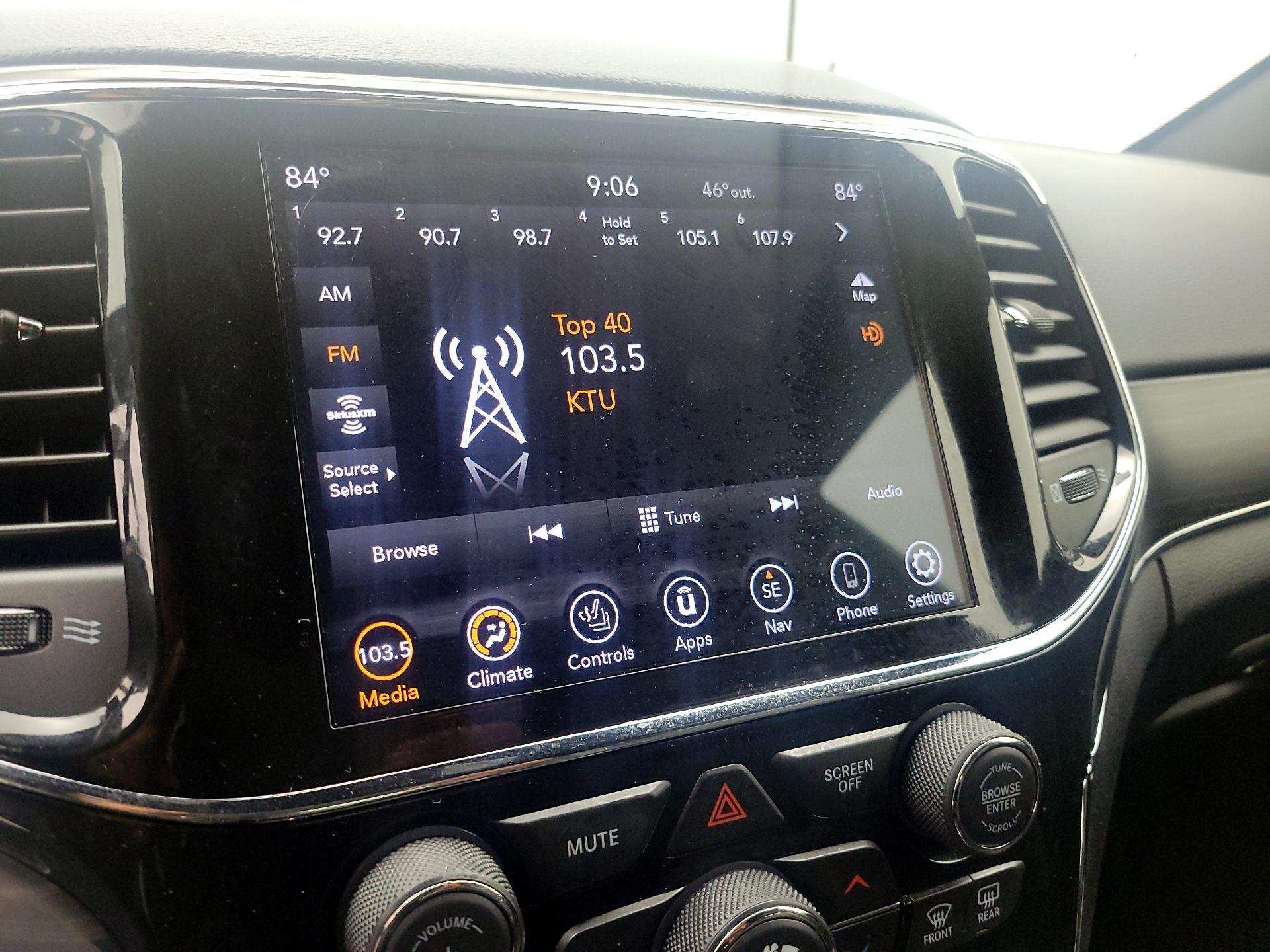 Thumbnail: 2021 Jeep Grand Cherokee - 16