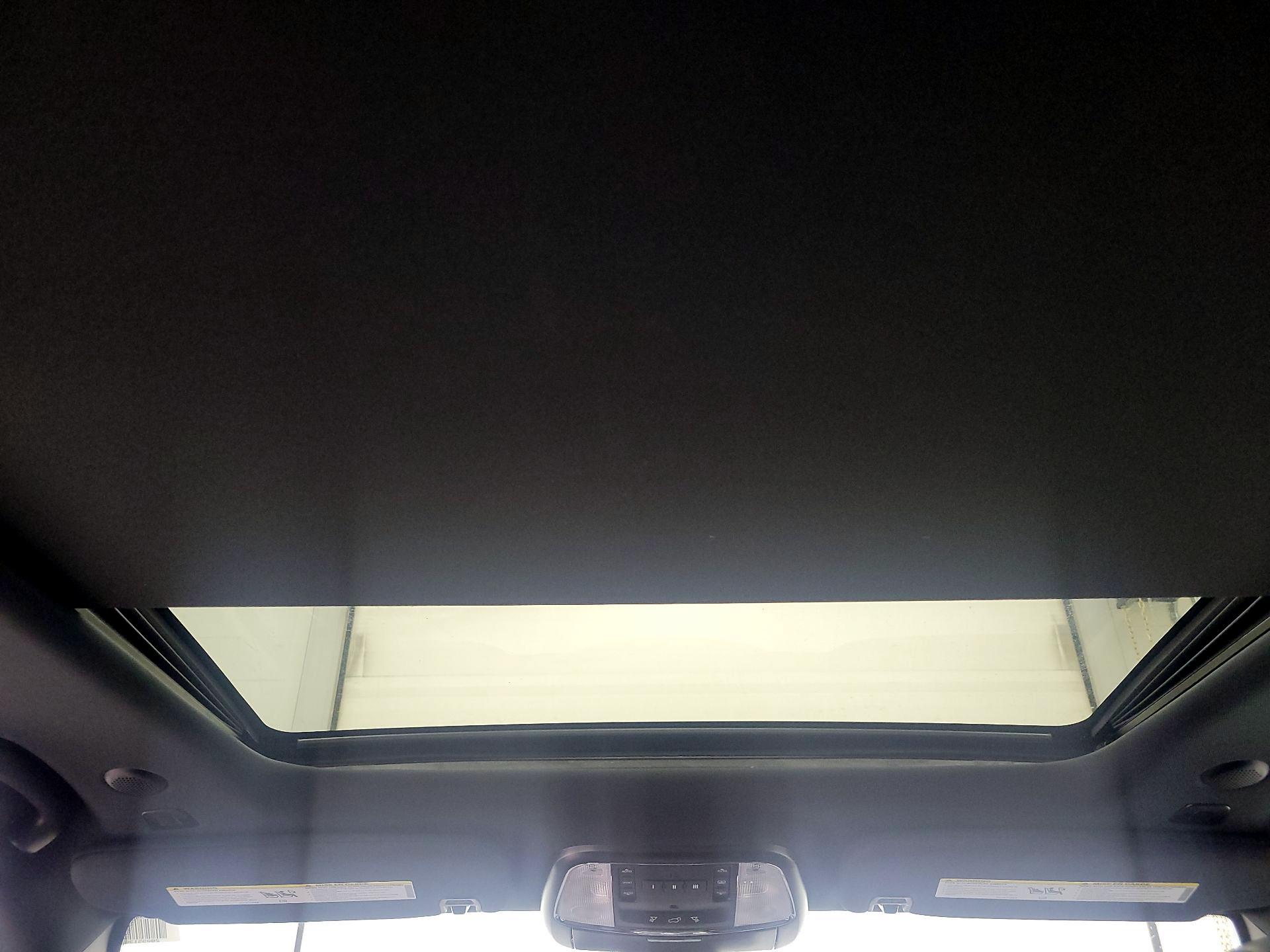 Thumbnail: 2021 Jeep Grand Cherokee - 20