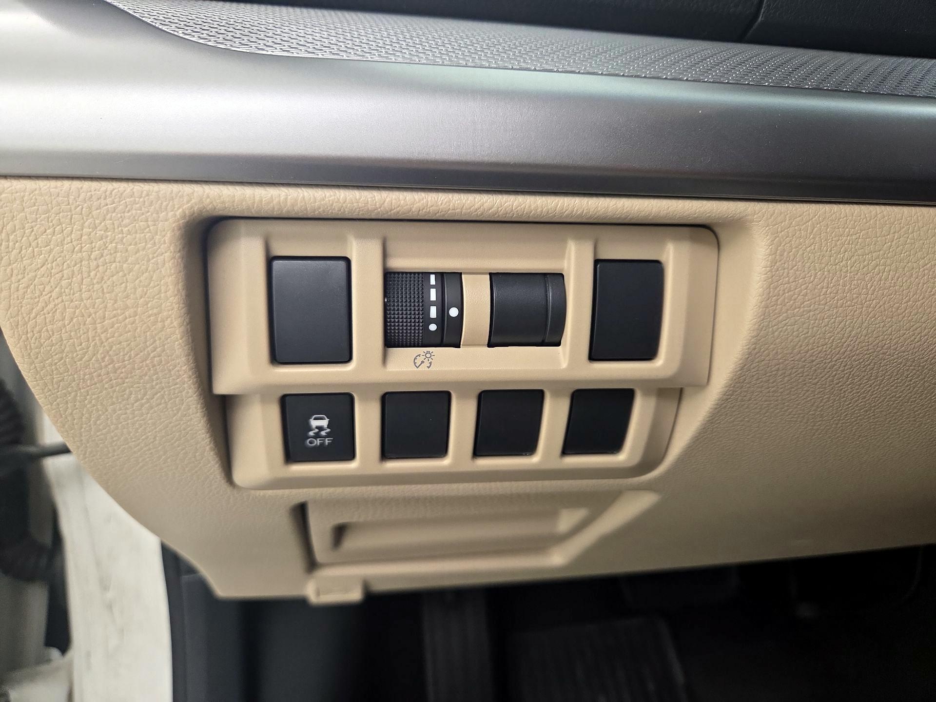 Thumbnail: 2018 Subaru Outback - 13