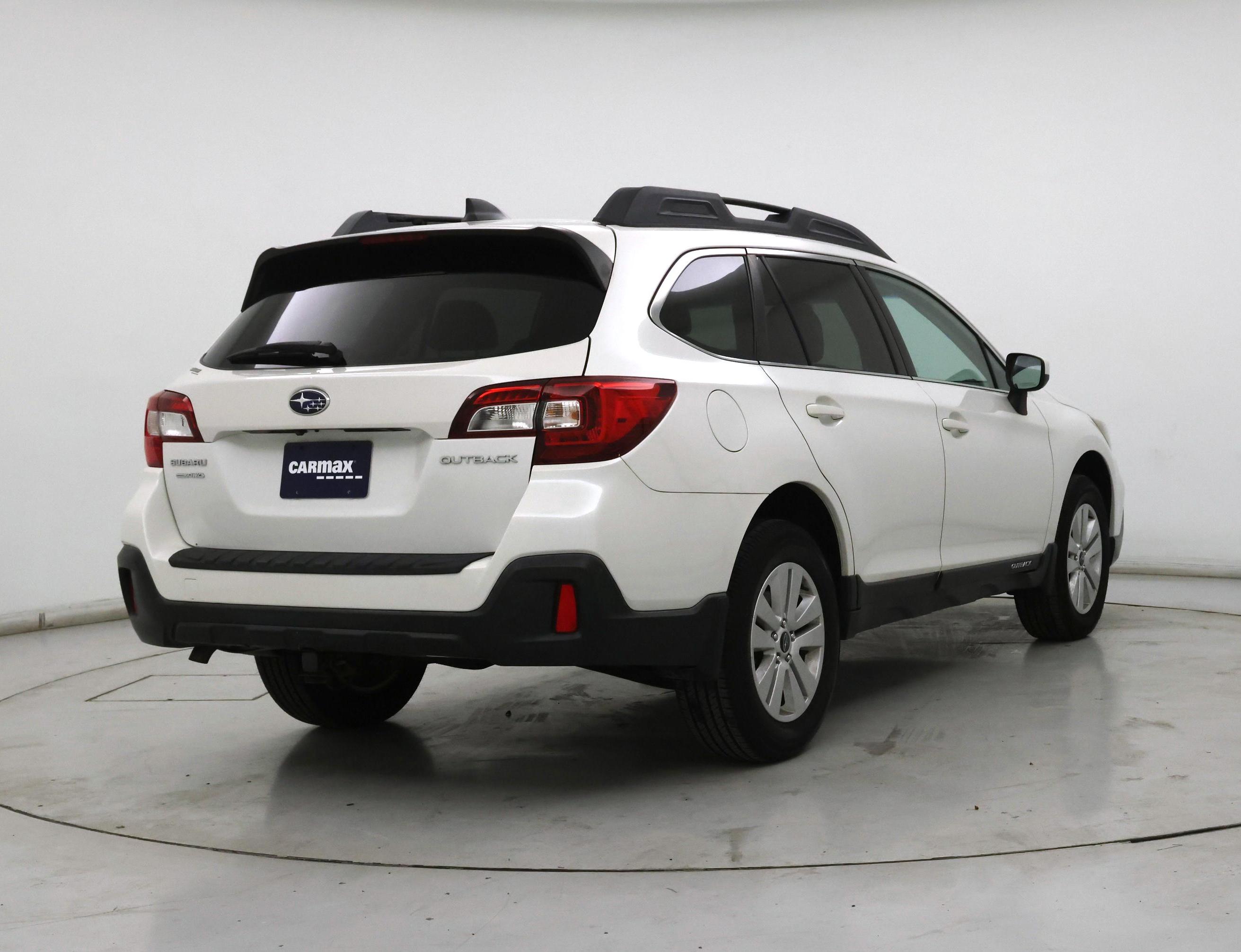 Thumbnail: 2018 Subaru Outback - 8
