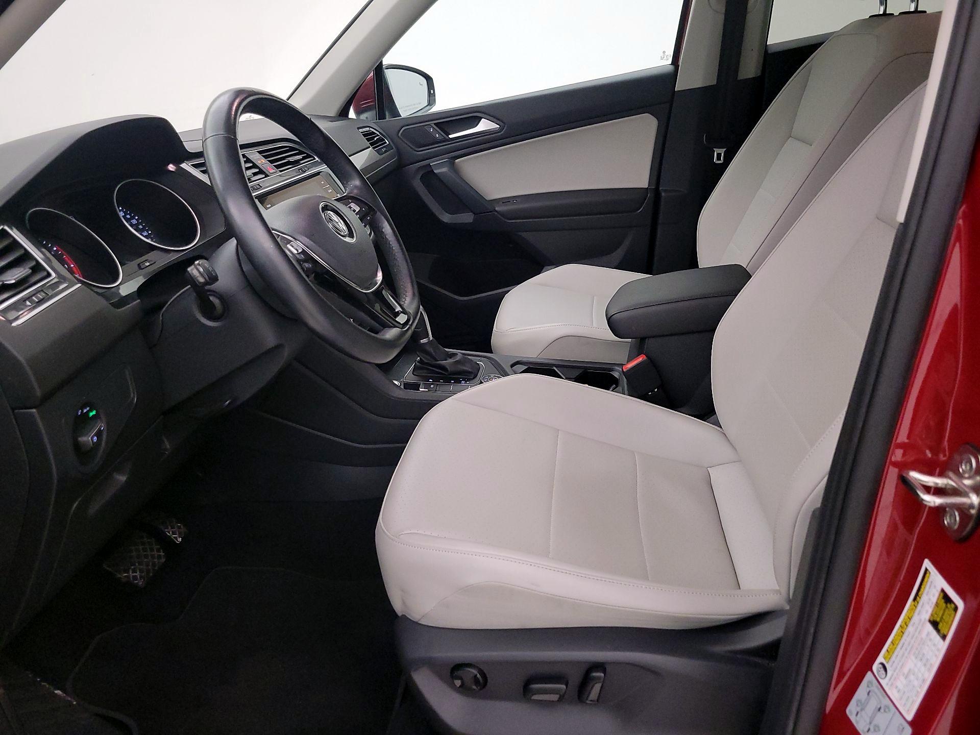 Thumbnail: 2019 Volkswagen Tiguan - 11