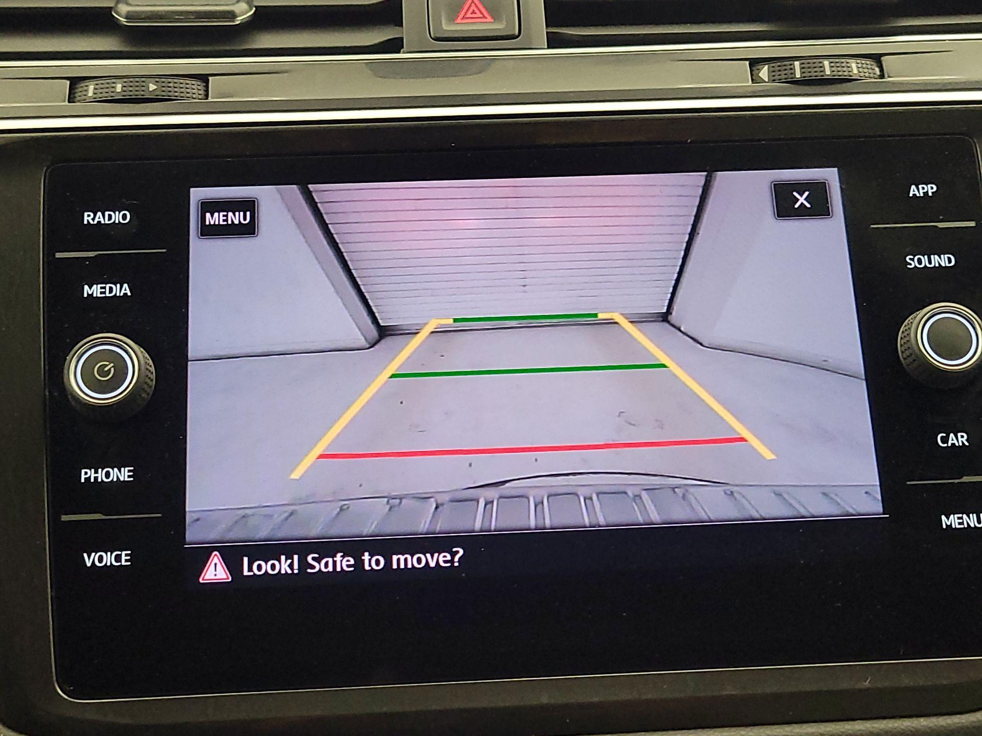 Thumbnail: 2019 Volkswagen Tiguan - 14