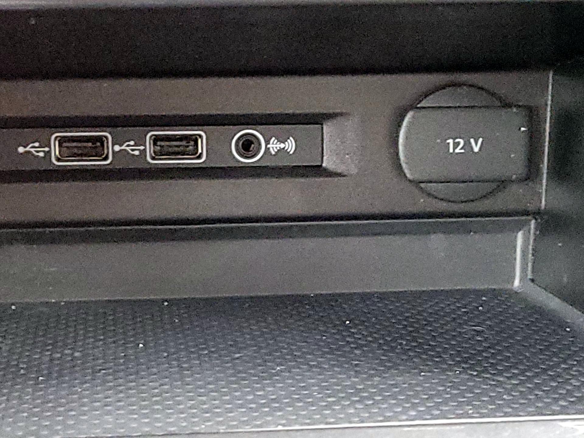 Thumbnail: 2019 Volkswagen Tiguan - 18