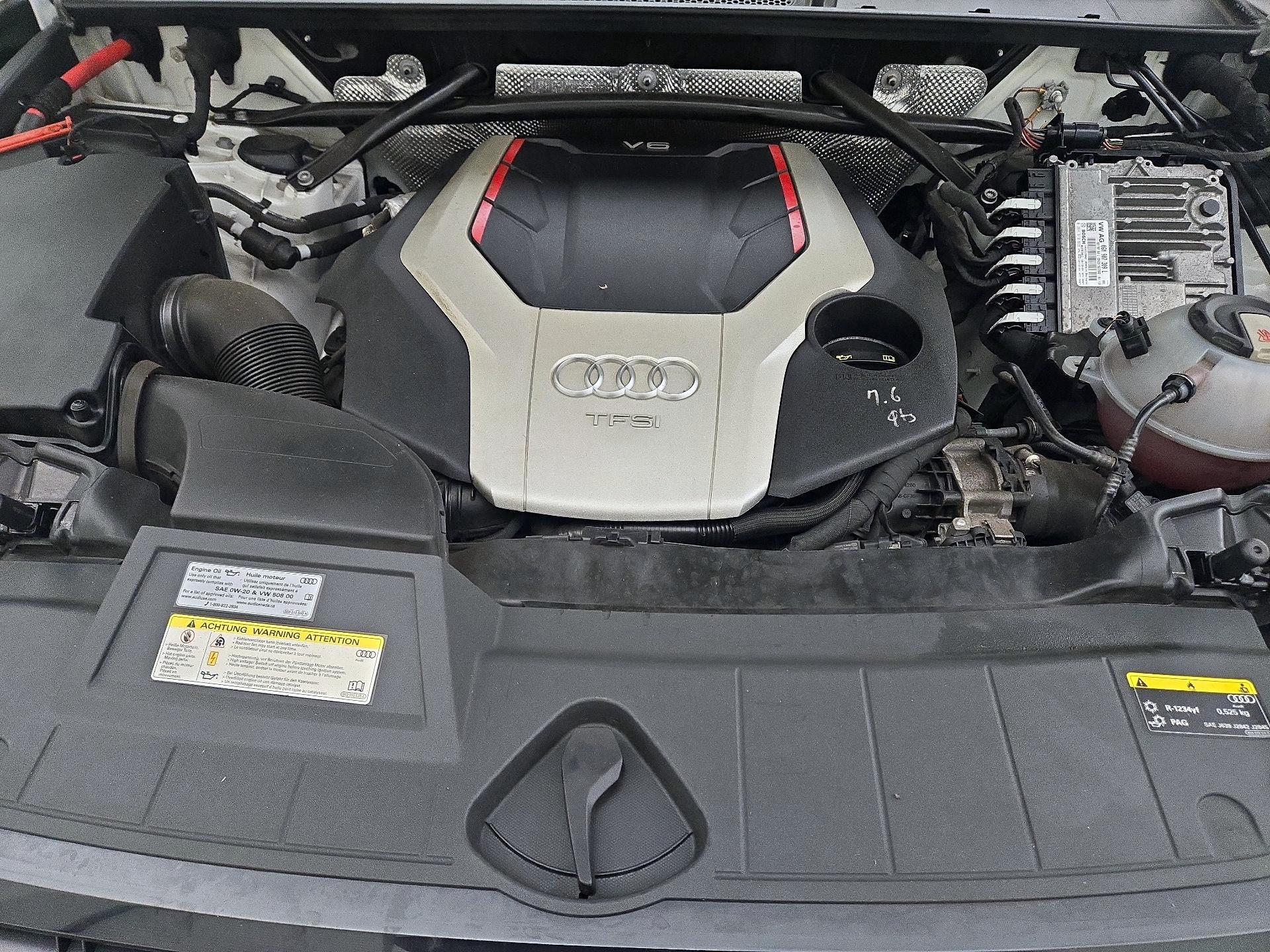 Thumbnail: 2019 Audi SQ5 - 20