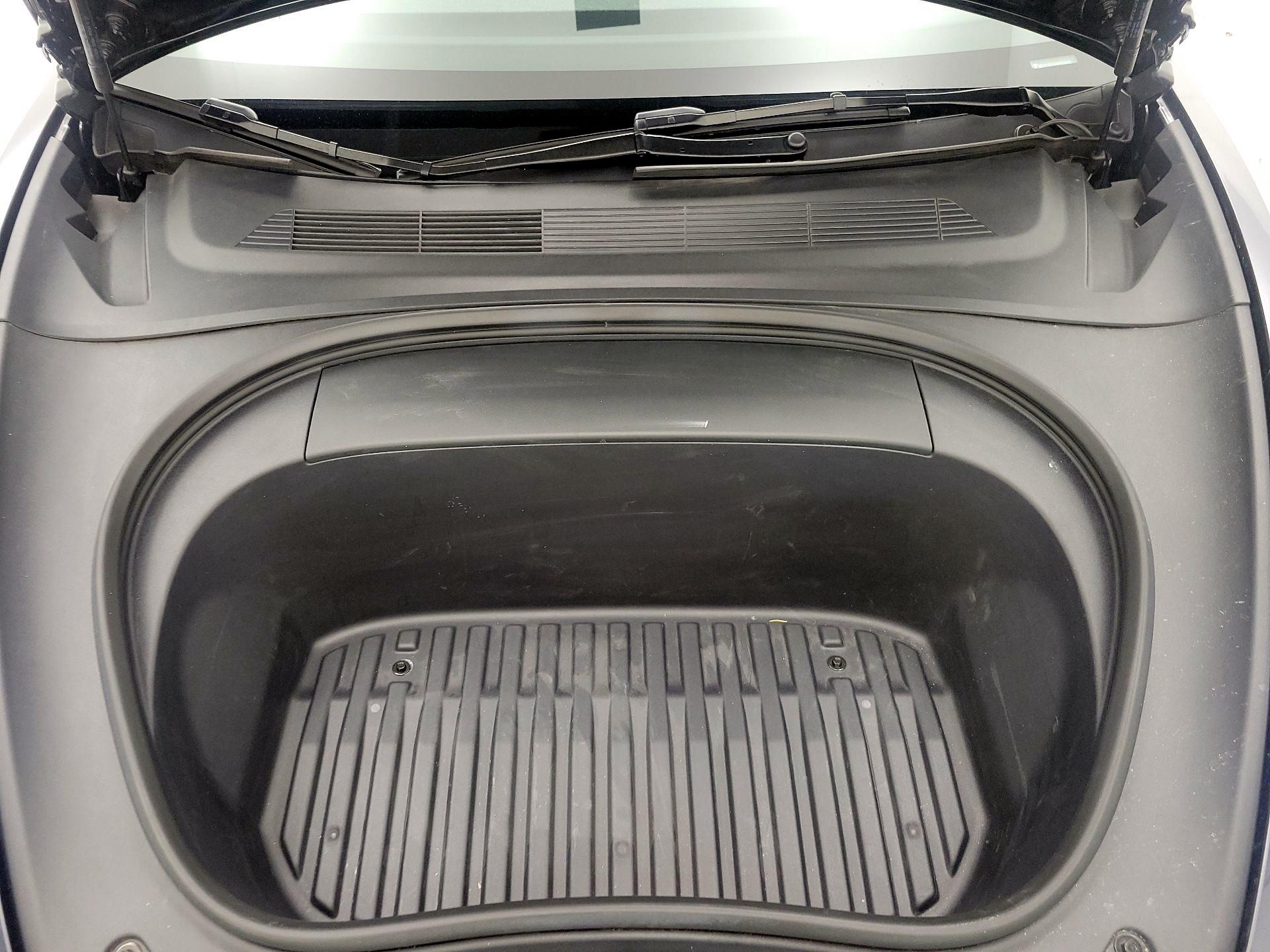 Thumbnail: 2024 Tesla Model 3 - 20