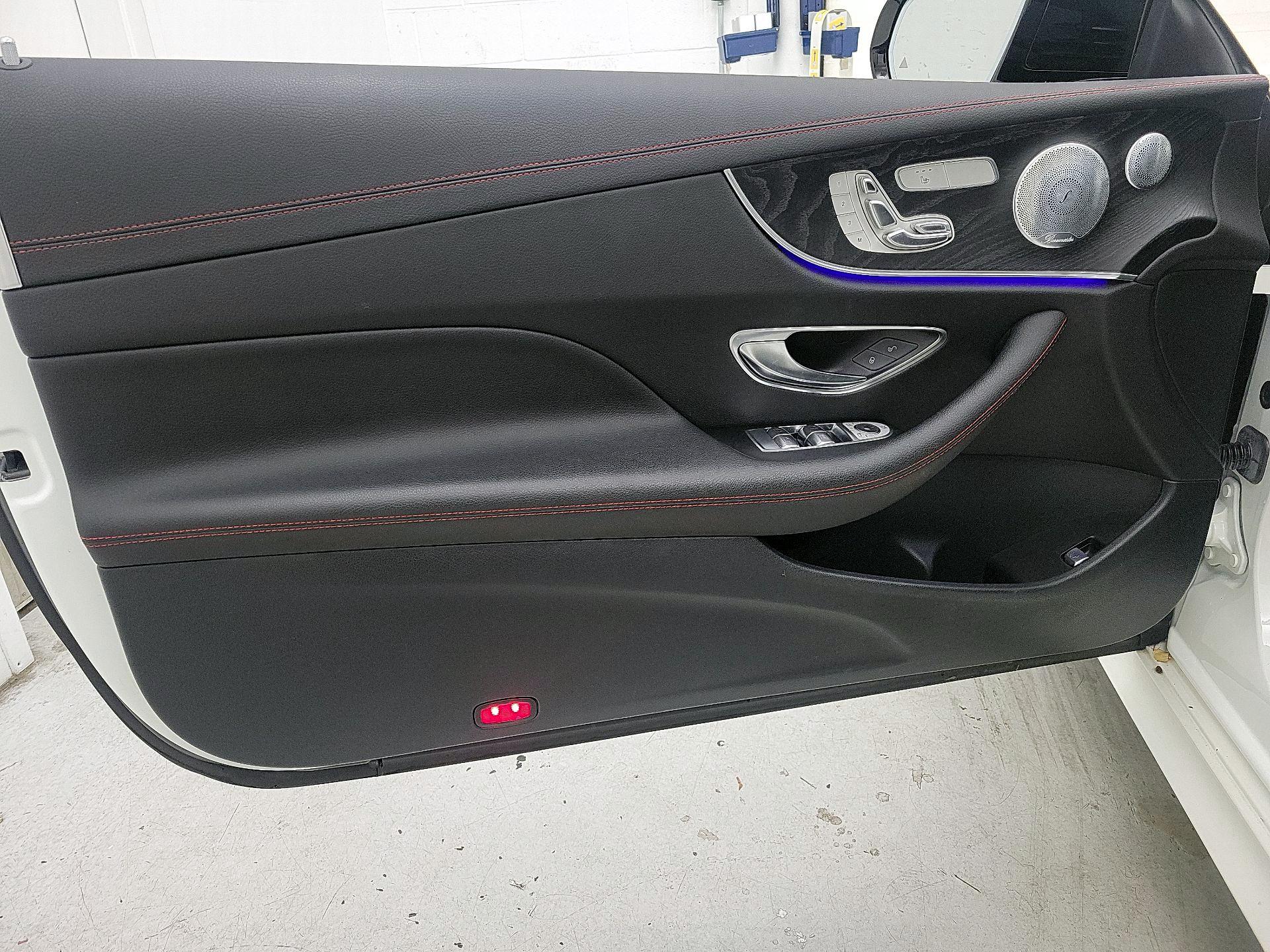 Thumbnail: 2019 Mercedes-Benz E-Class - 12