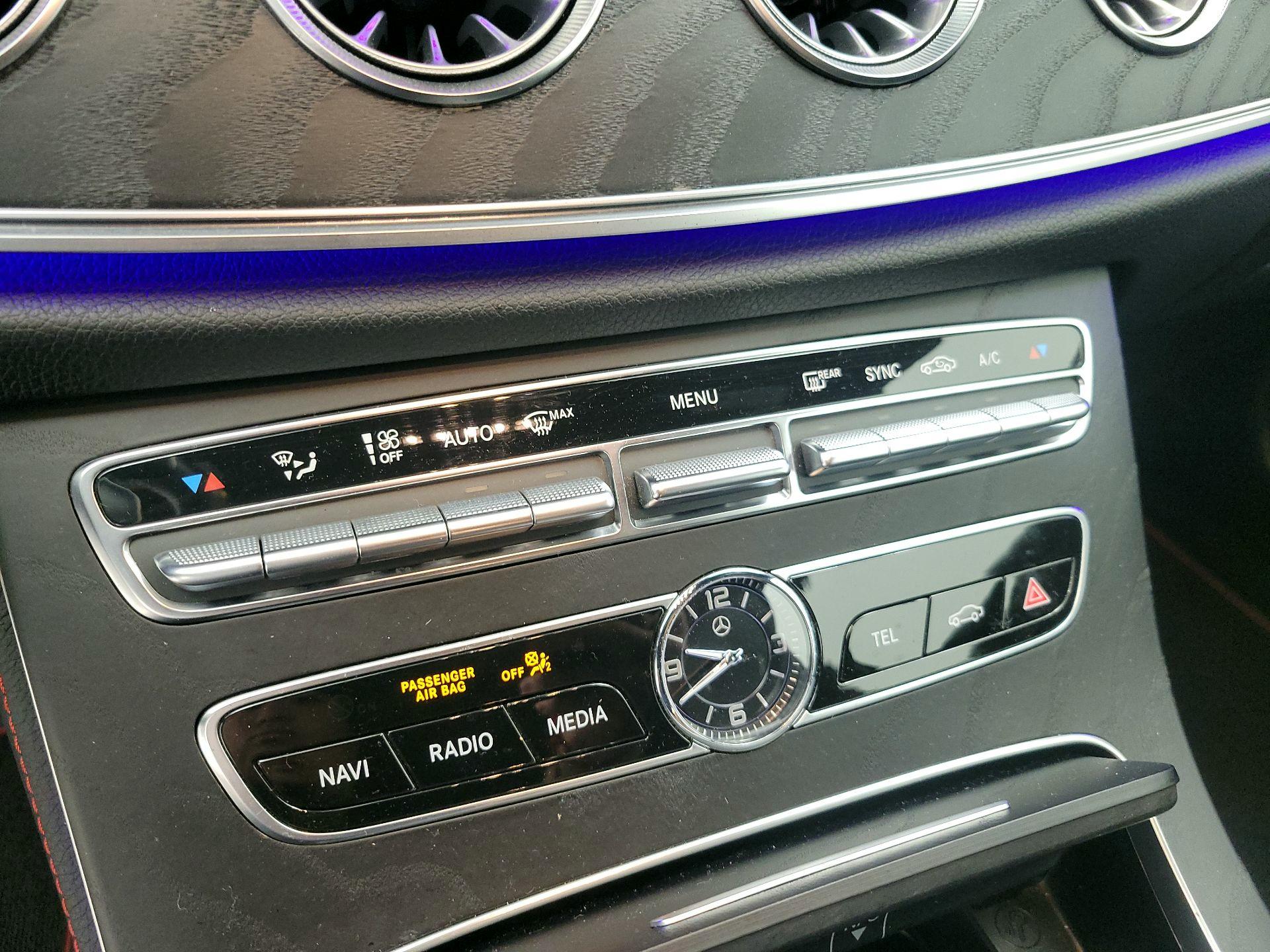 Thumbnail: 2019 Mercedes-Benz E-Class - 15