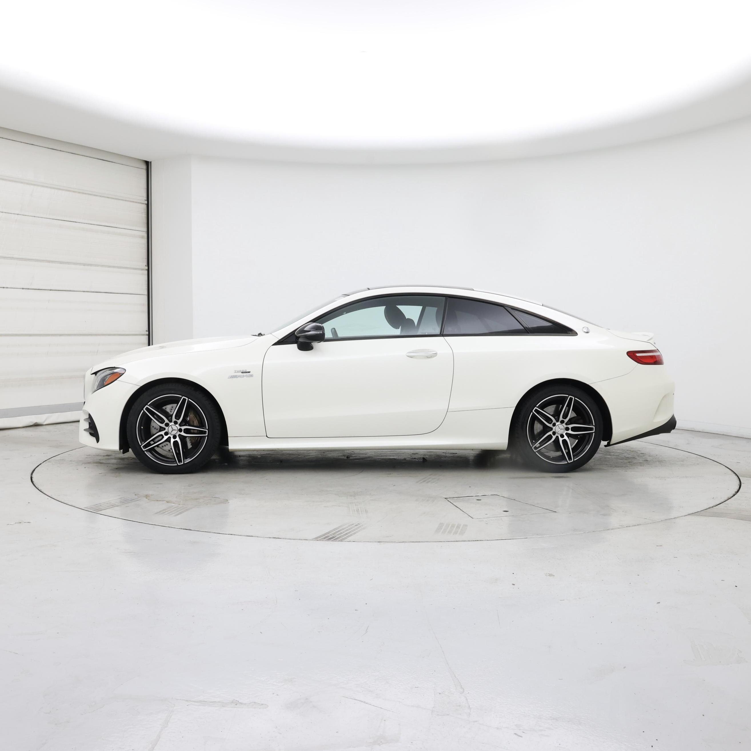 Thumbnail: 2019 Mercedes-Benz E-Class - 3