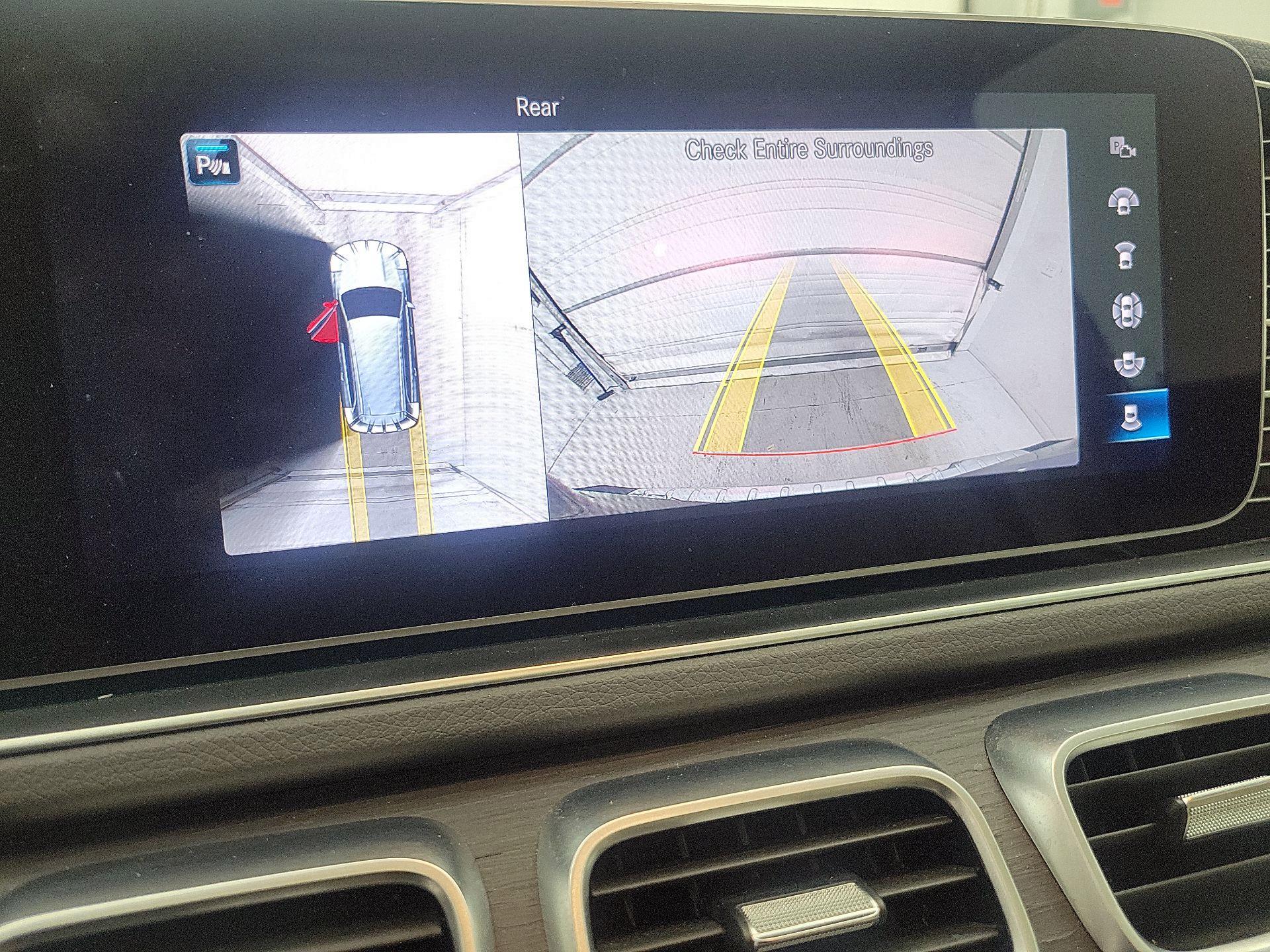 Thumbnail: 2020 Mercedes-Benz GLS - 15