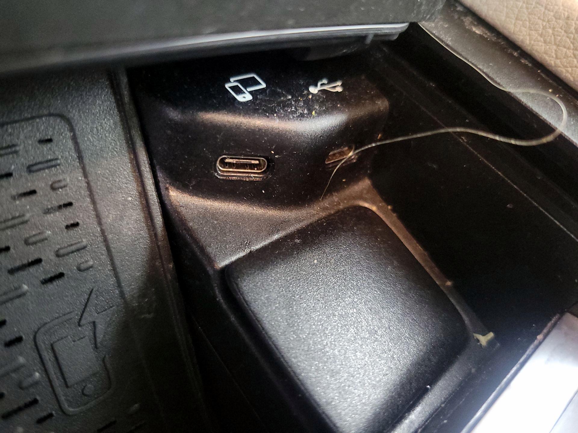 Thumbnail: 2020 Mercedes-Benz GLS - 19