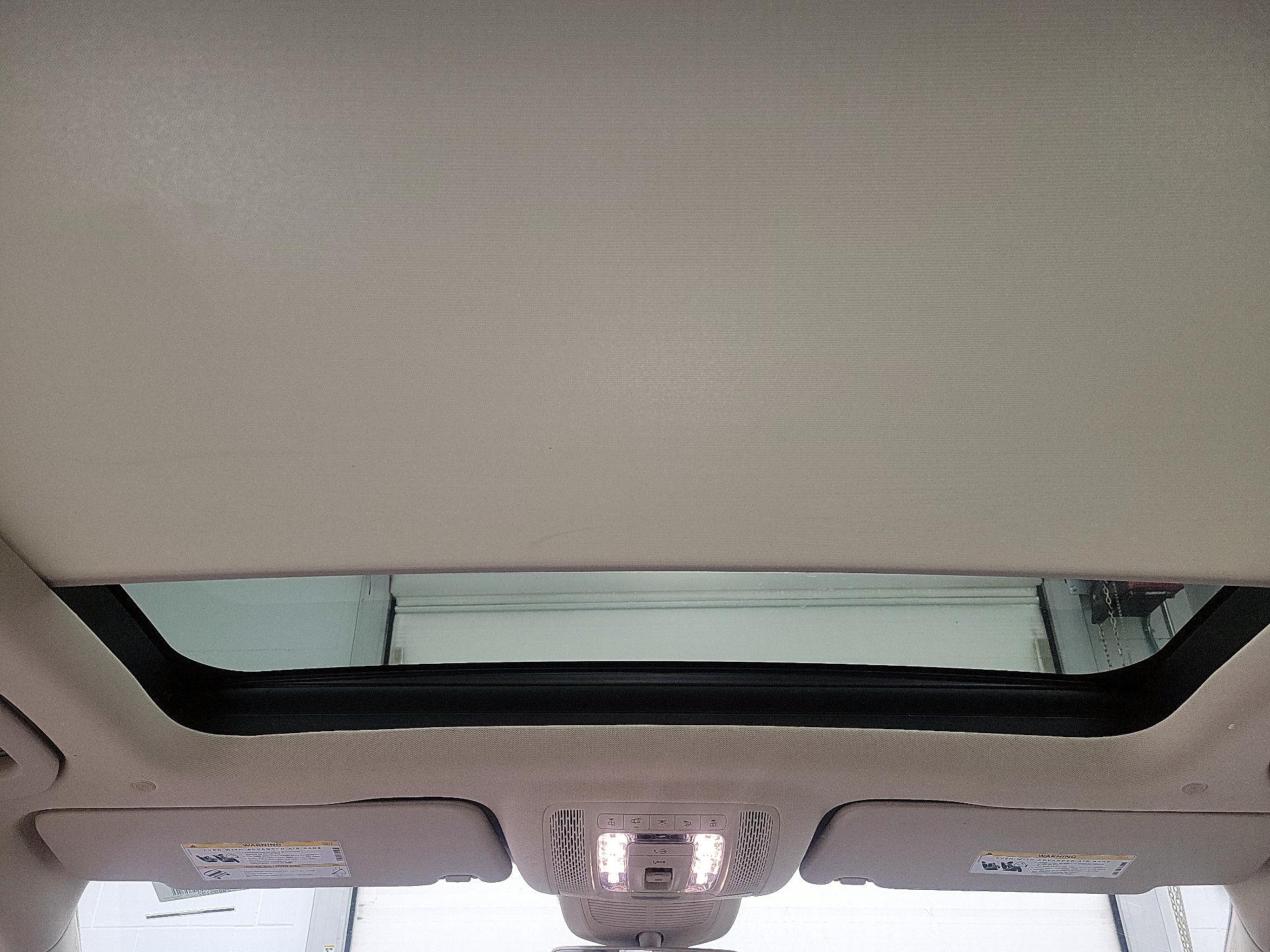 Thumbnail: 2020 Mercedes-Benz GLS - 20