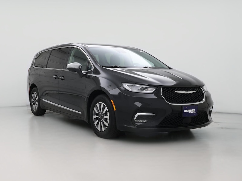 2023 Chrysler Pacifica Hybrid Limited -
                  Gaithersburg, MD