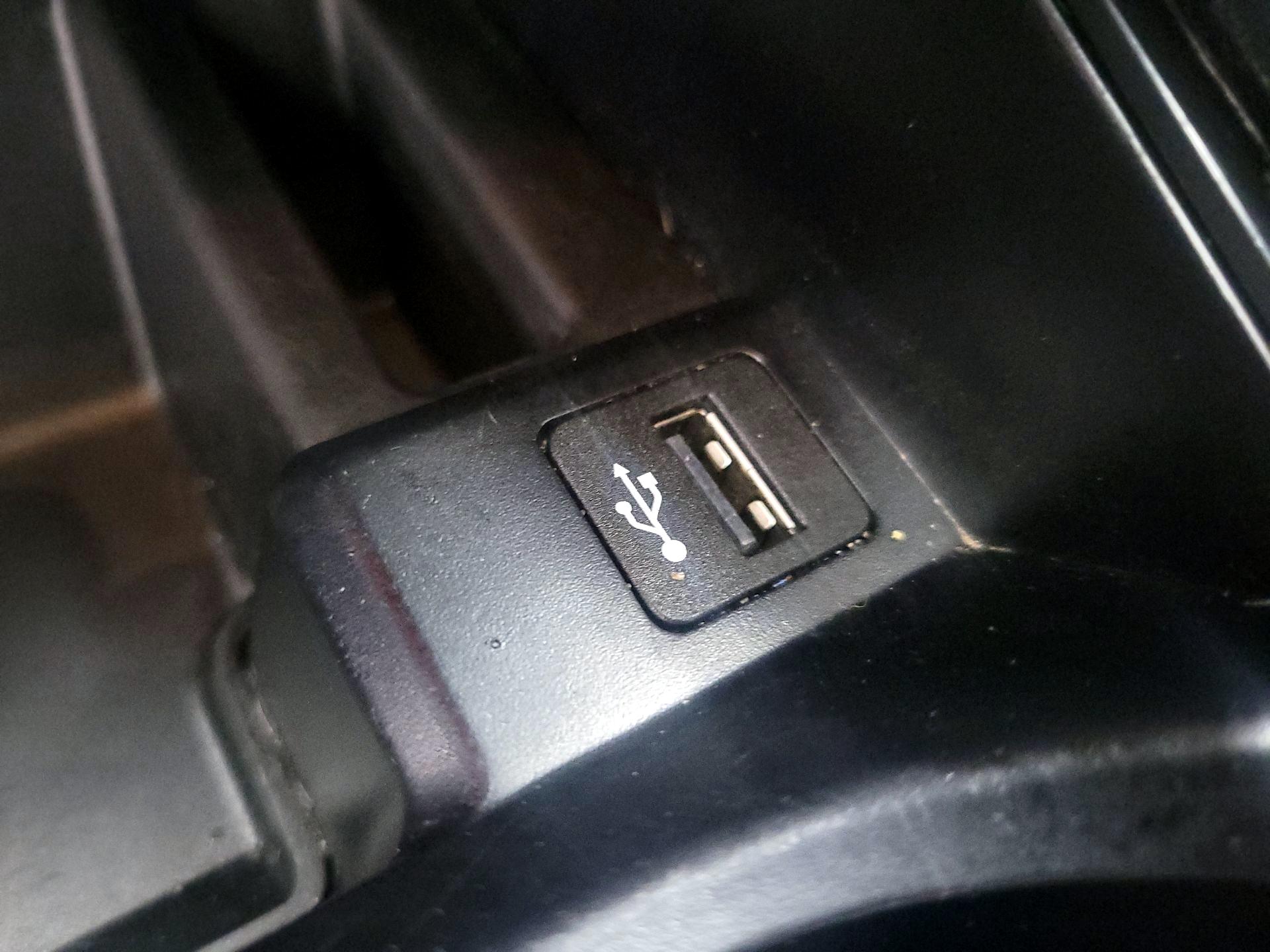 Thumbnail: 2023 BMW X4 - 19