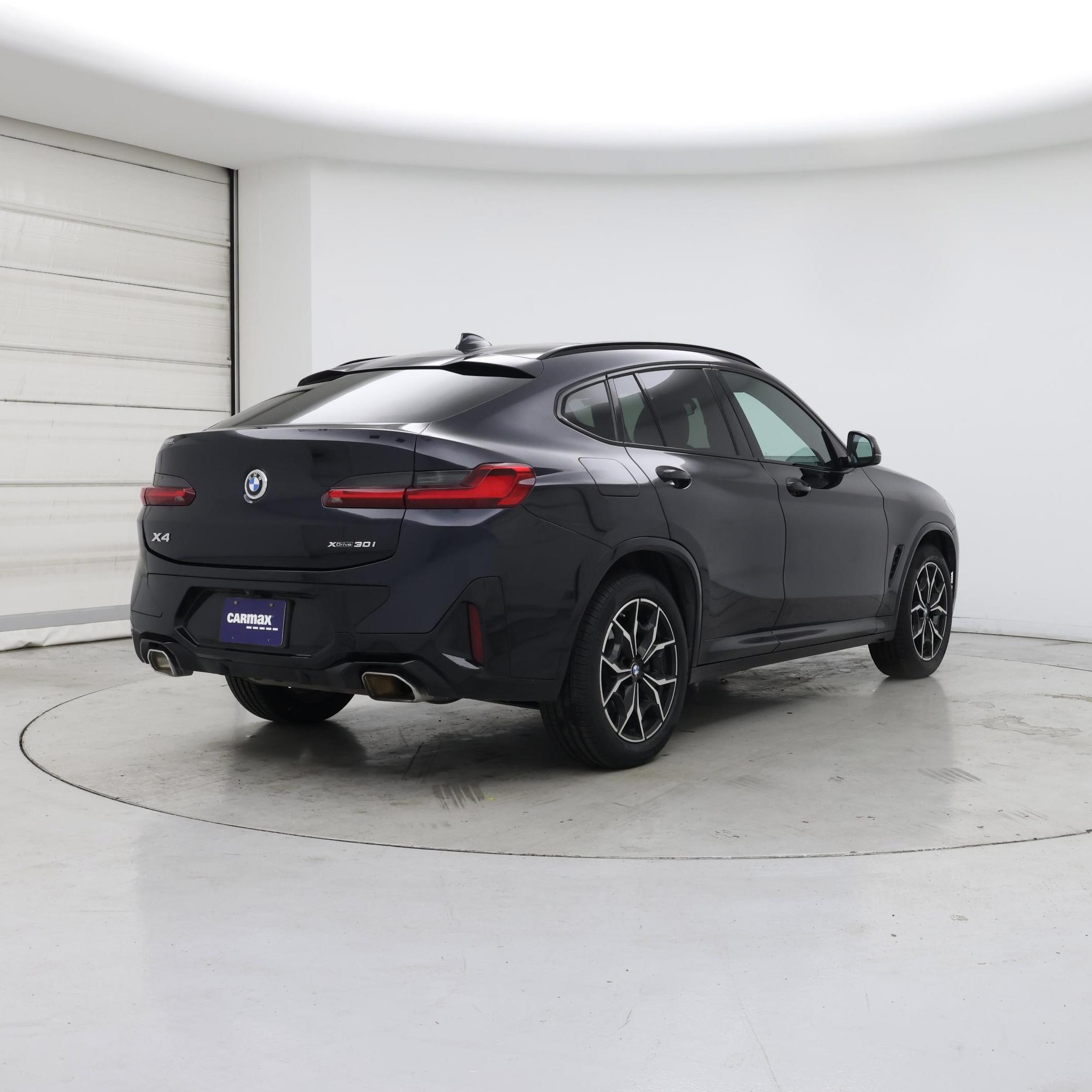 Thumbnail: 2023 BMW X4 - 8