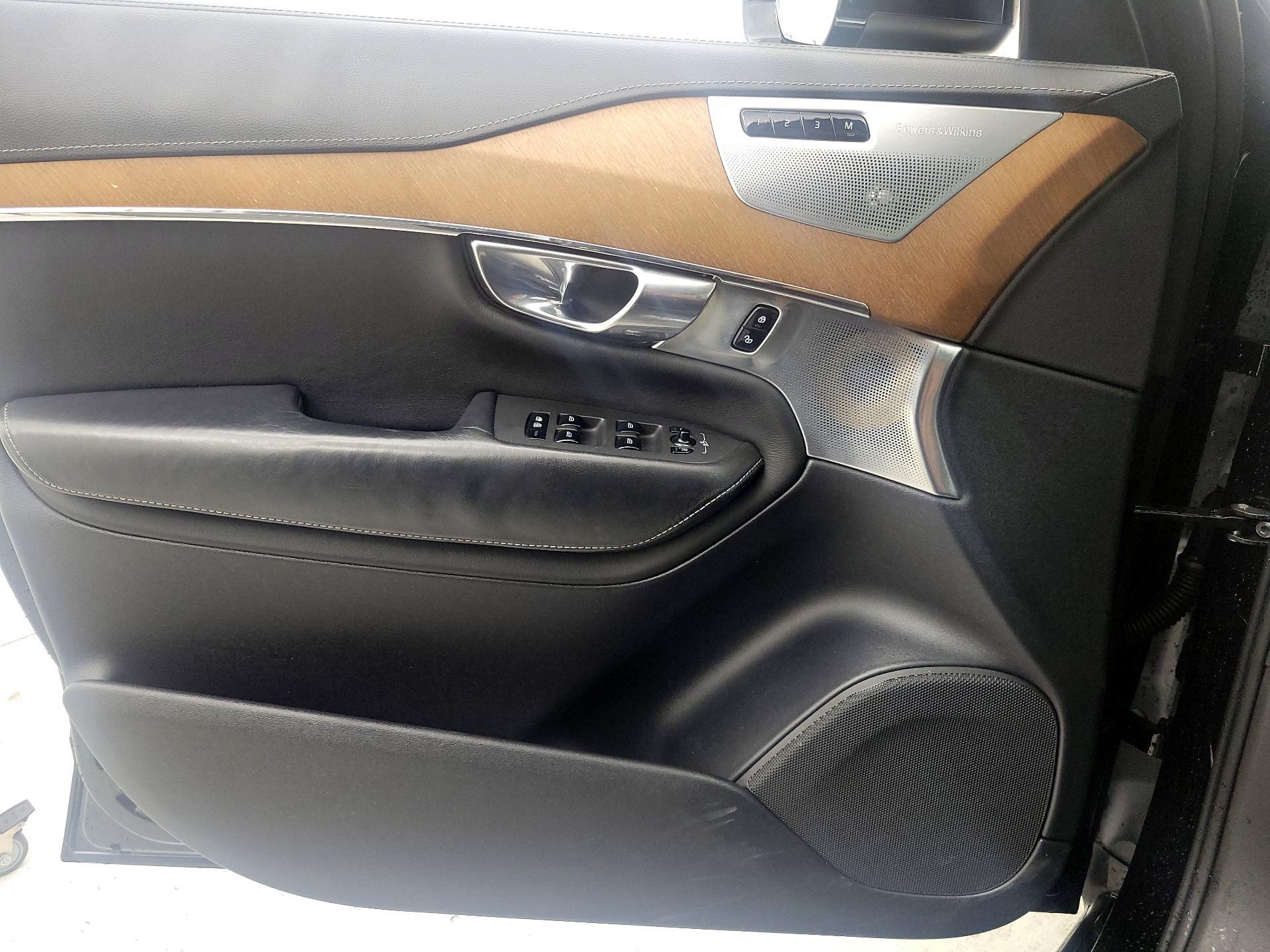 Thumbnail: 2018 Volvo XC90 - 12