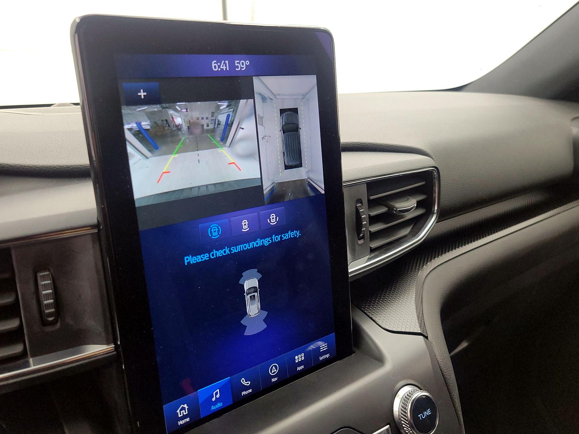 Thumbnail: 2020 Ford Explorer - 15