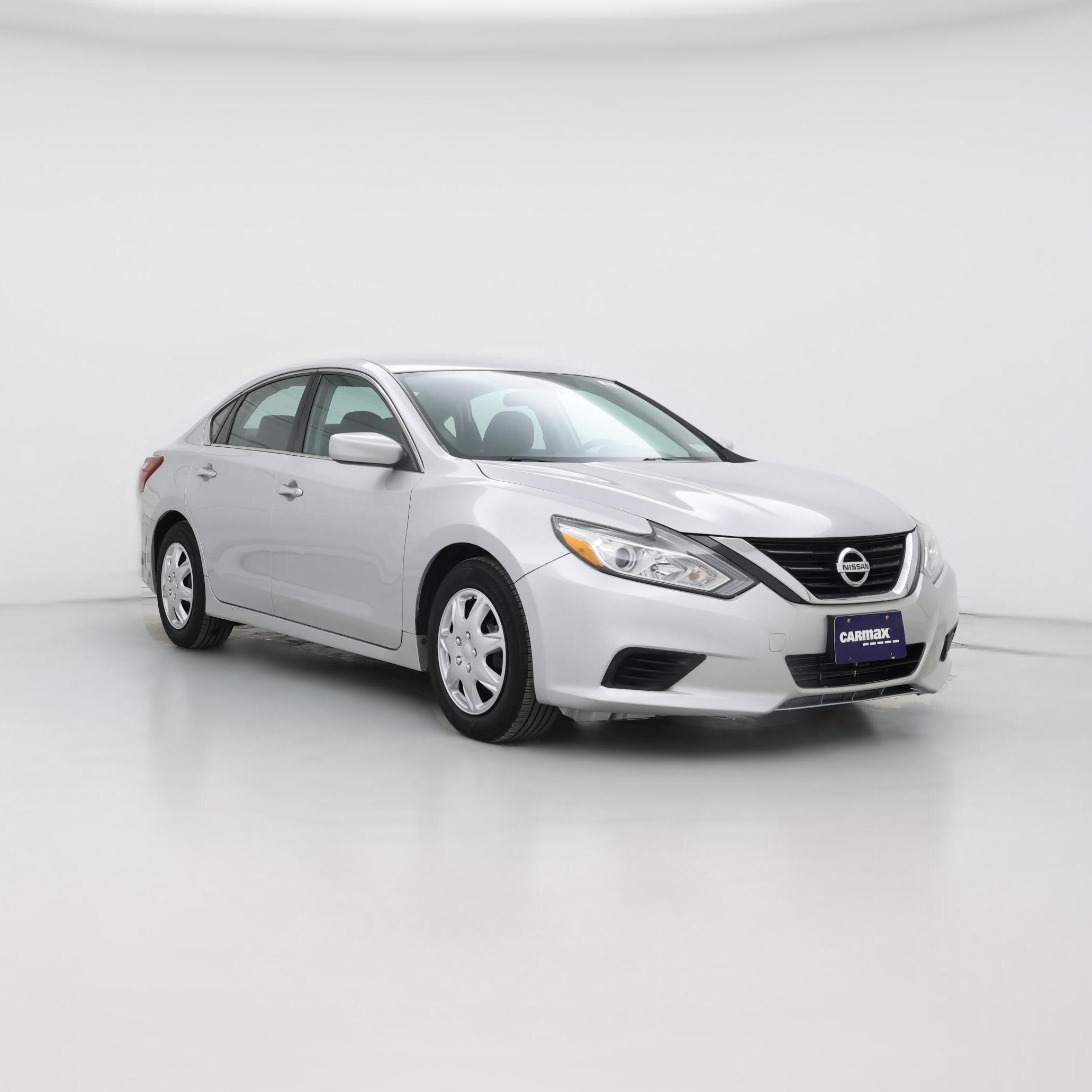 Thumbnail: 2018 Nissan Altima - 1