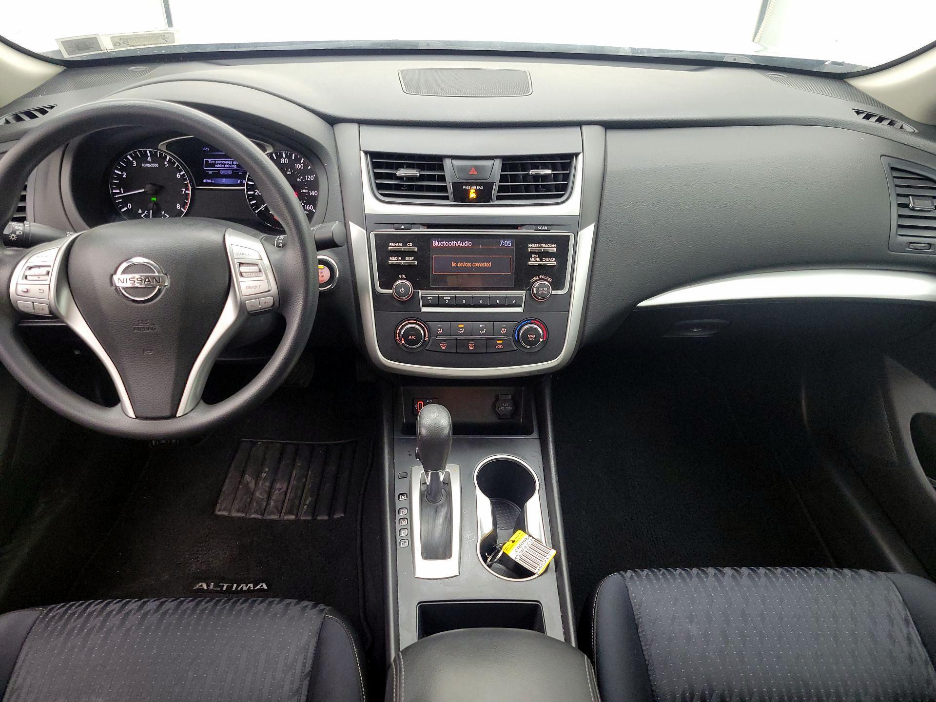 Thumbnail: 2018 Nissan Altima - 9