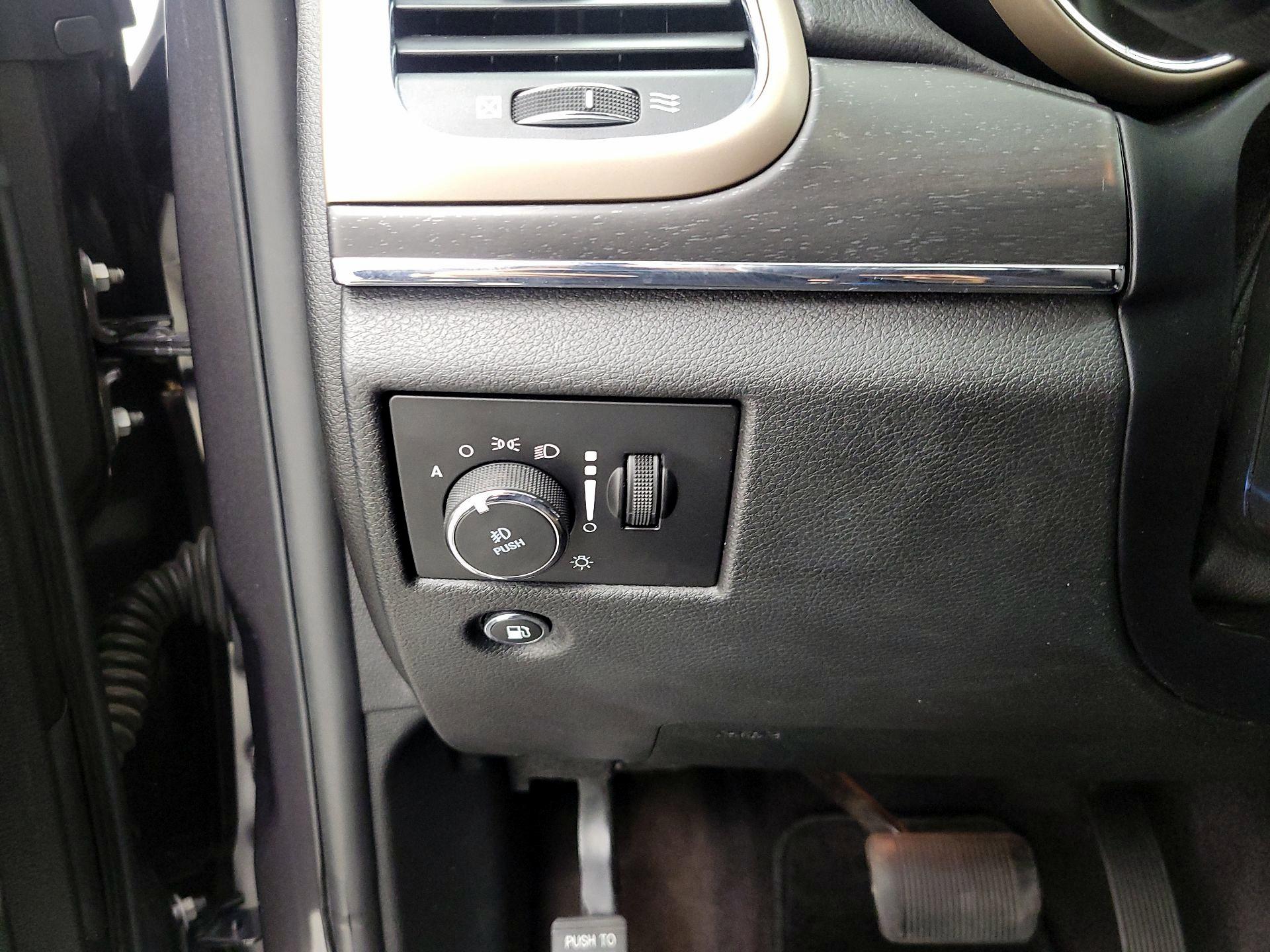 Thumbnail: 2017 Jeep Grand Cherokee - 13