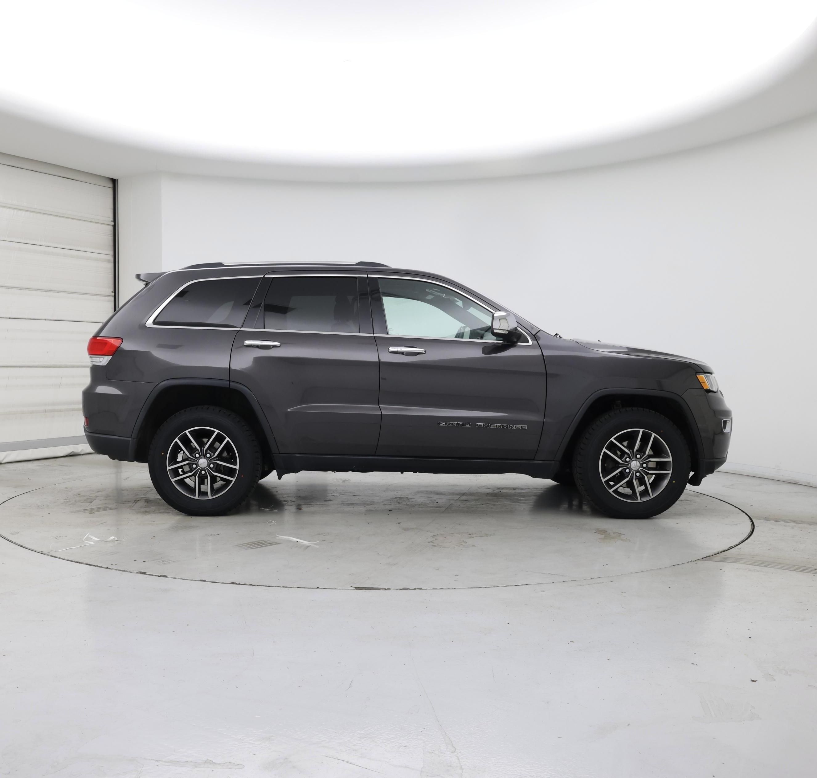 Thumbnail: 2017 Jeep Grand Cherokee - 7