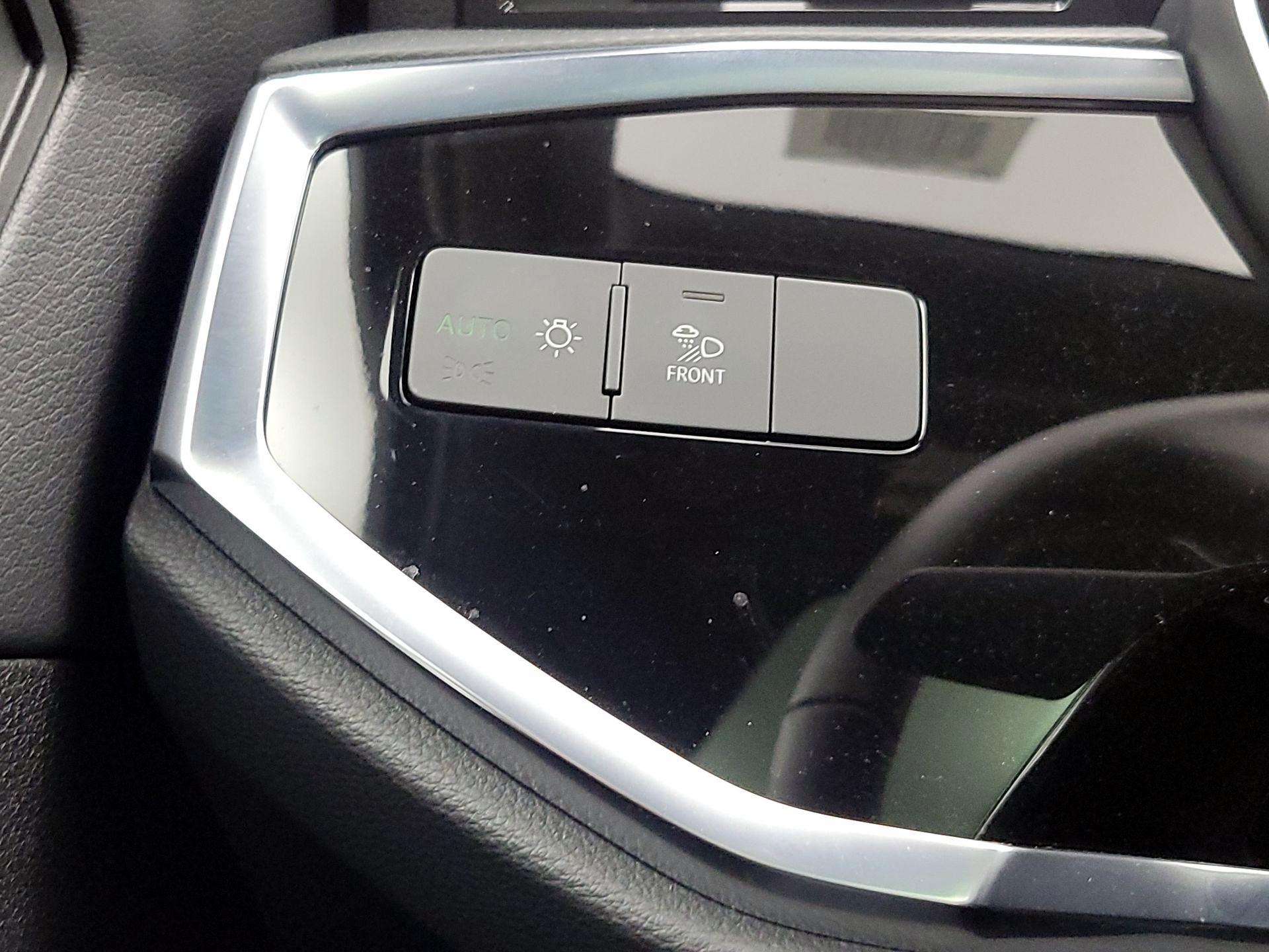 Thumbnail: 2024 Audi Q3 - 13