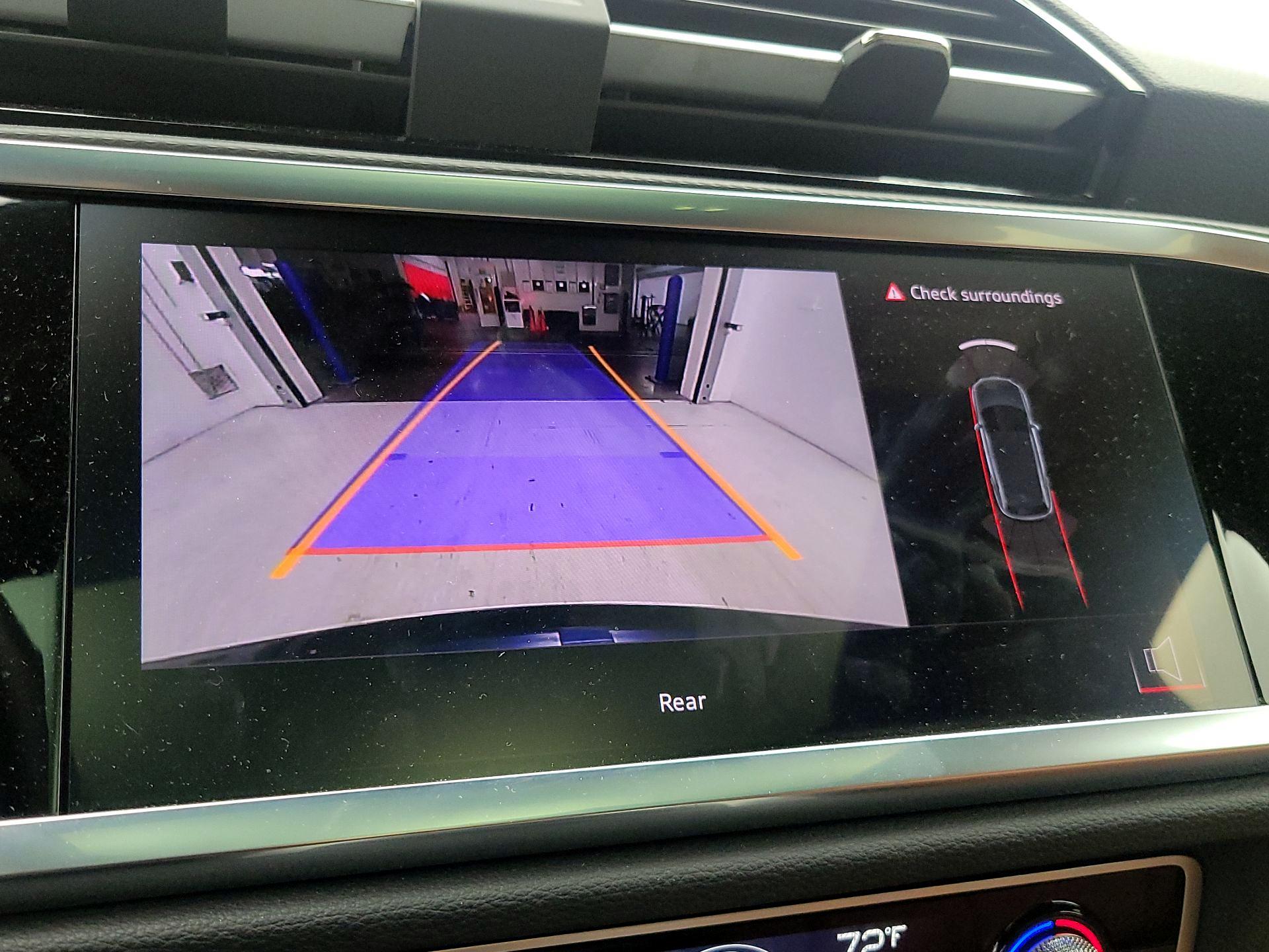 Thumbnail: 2024 Audi Q3 - 14