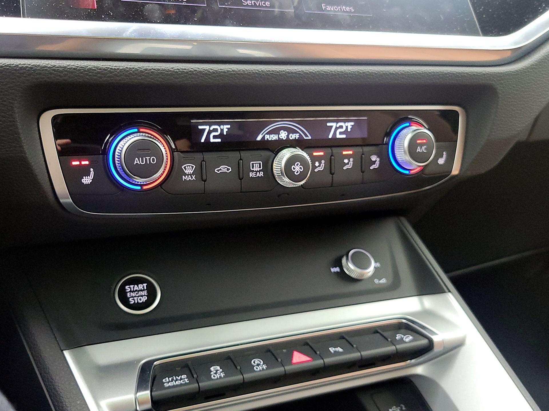 Thumbnail: 2024 Audi Q3 - 16