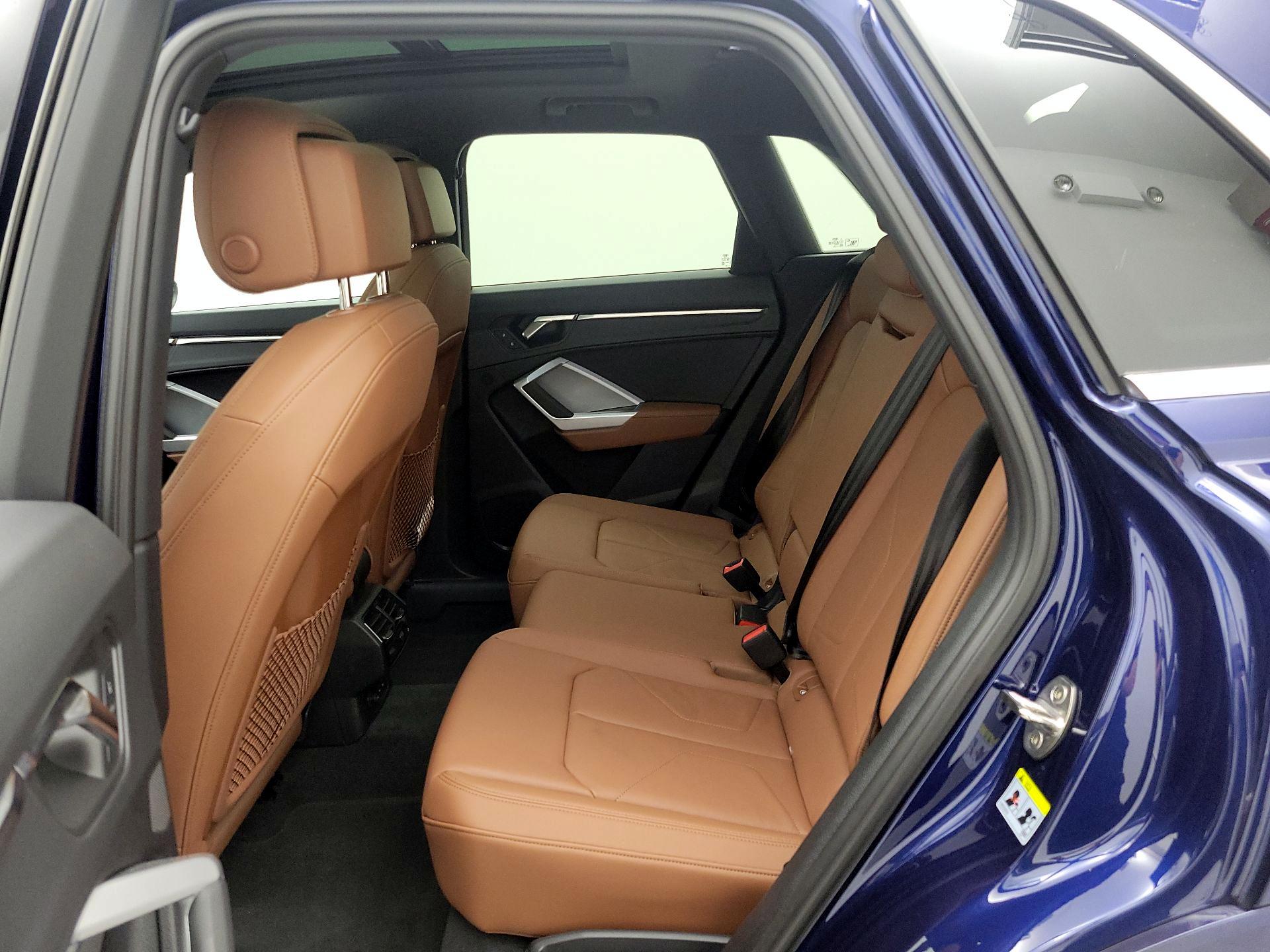 Thumbnail: 2024 Audi Q3 - 20