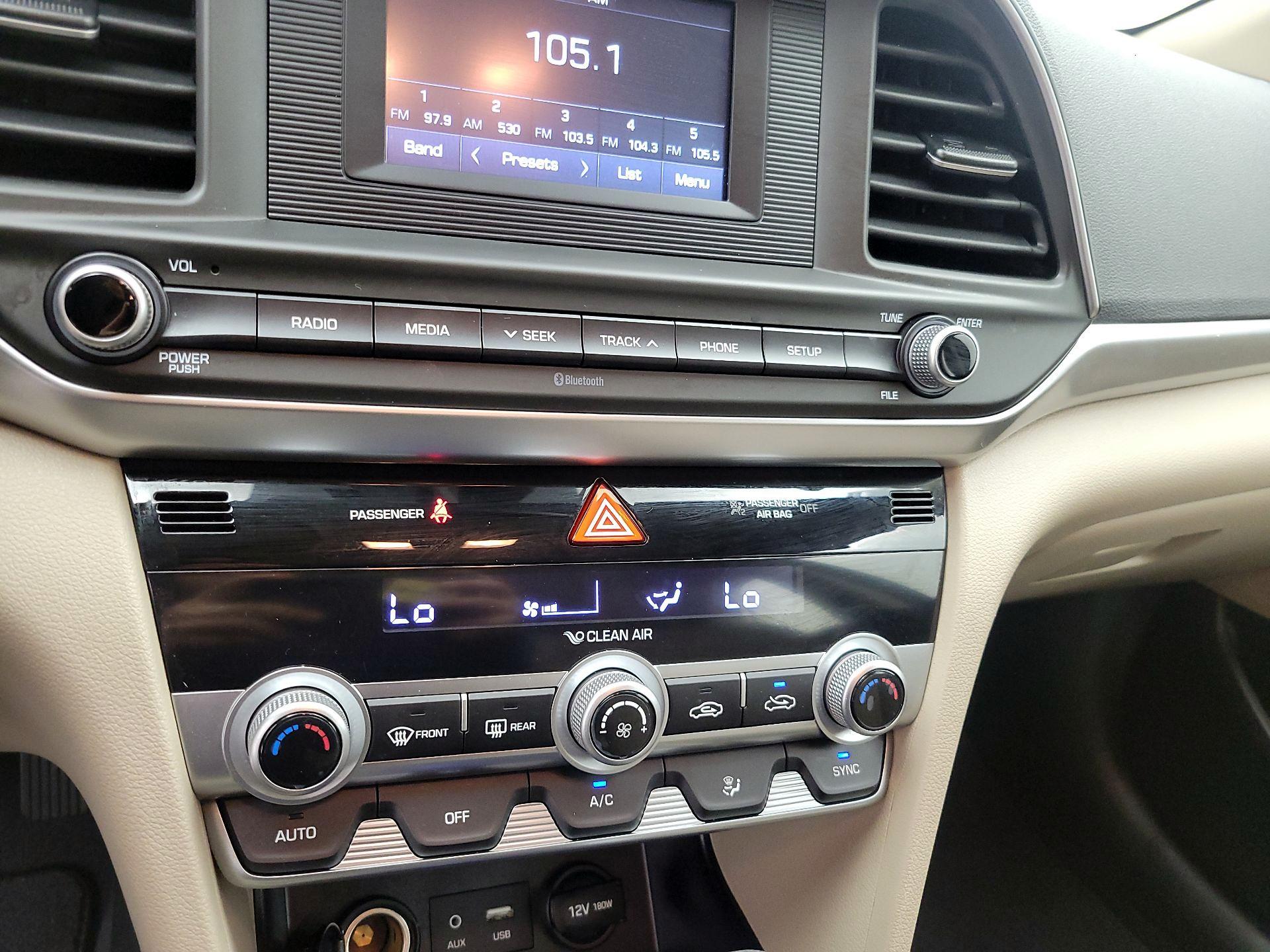 Thumbnail: 2020 Hyundai Elantra - 16