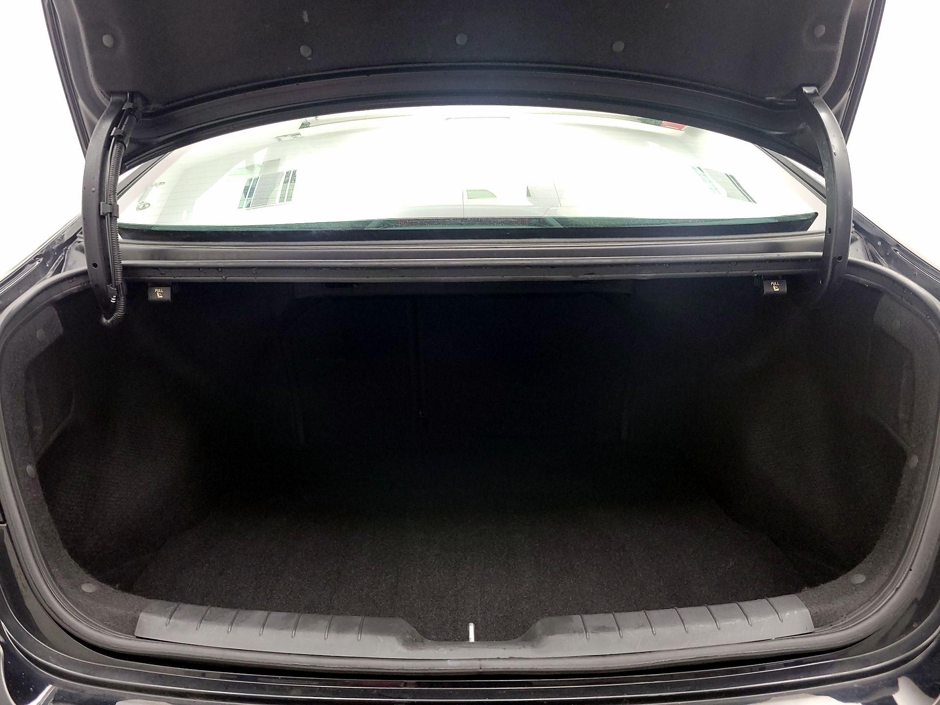 Thumbnail: 2020 Hyundai Elantra - 20