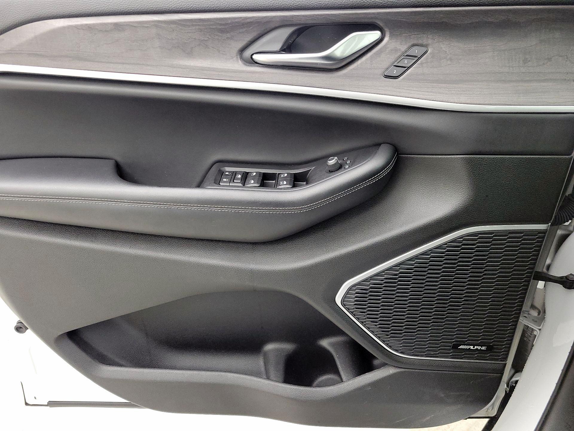 Thumbnail: 2022 Jeep Grand Cherokee - 12