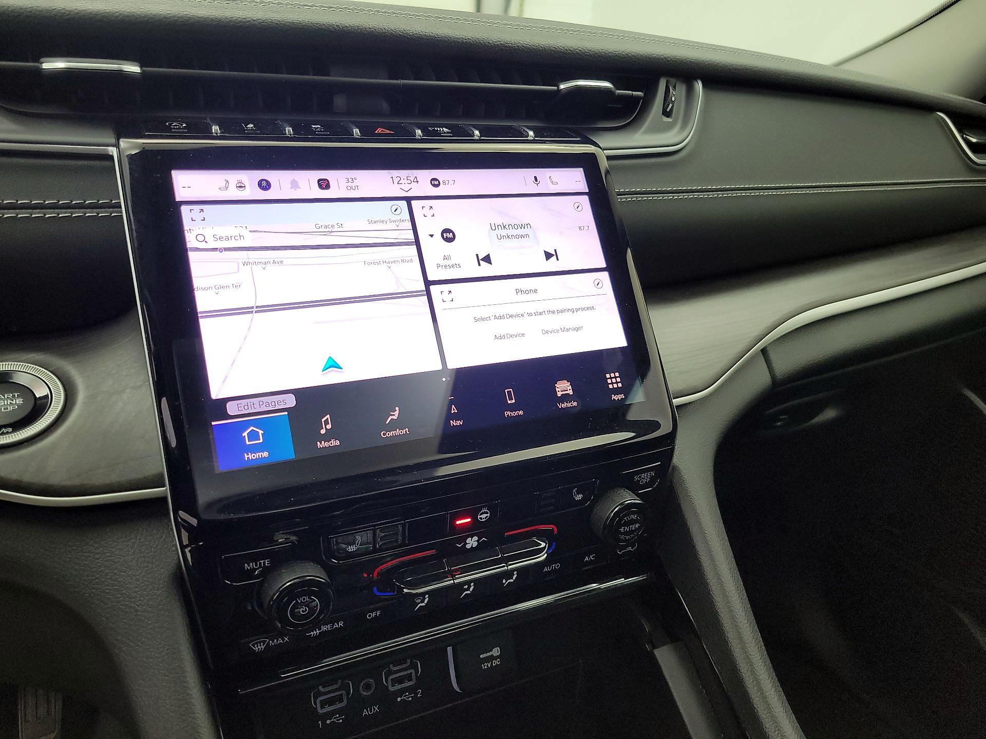 Thumbnail: 2022 Jeep Grand Cherokee - 16