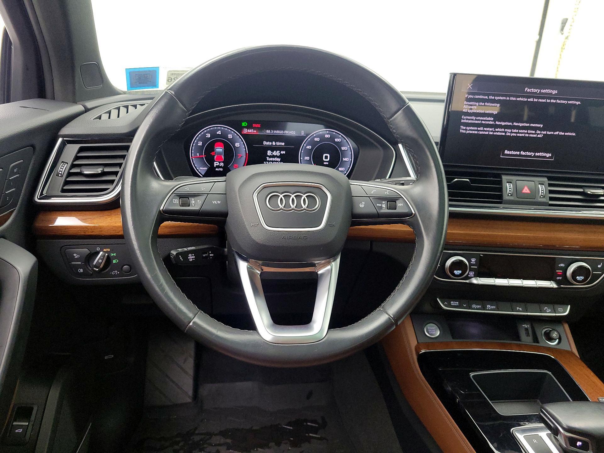 Thumbnail: 2023 Audi Q5 - 10