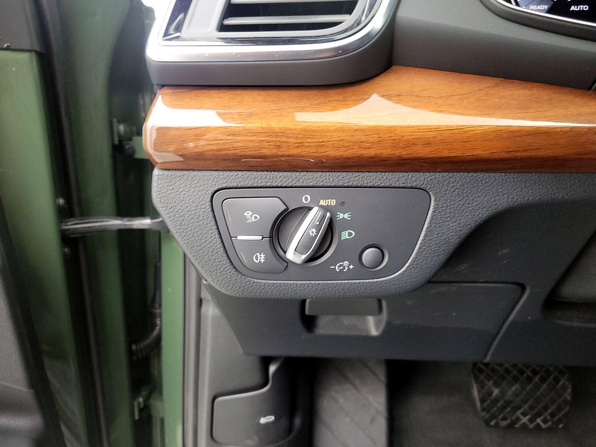 Thumbnail: 2023 Audi Q5 - 13