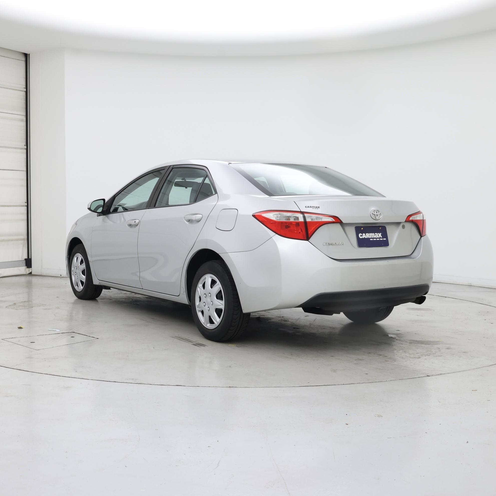 Thumbnail: 2015 Toyota Corolla - 2