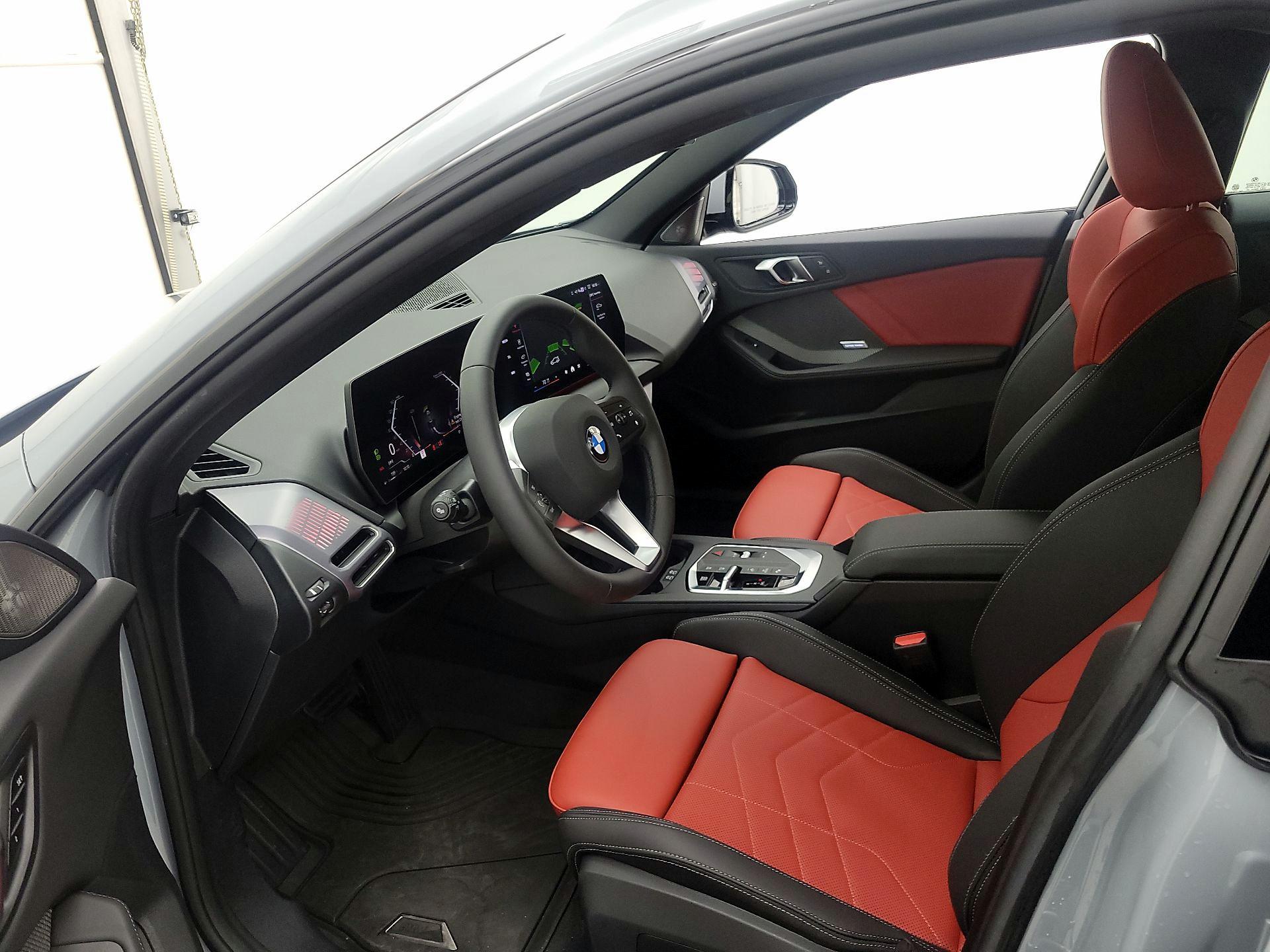 Thumbnail: 2025 BMW 2 Series - 11