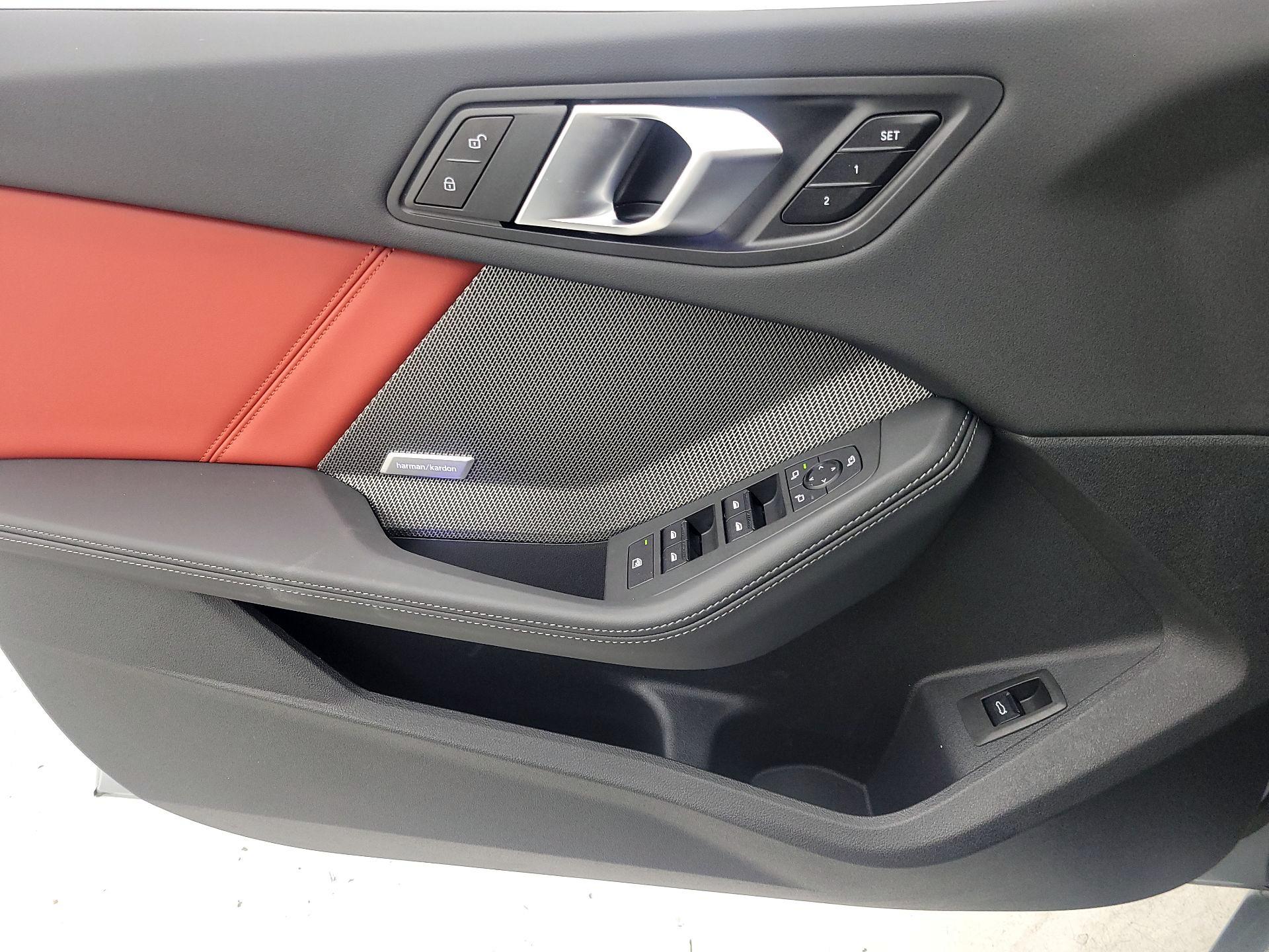 Thumbnail: 2025 BMW 2 Series - 12