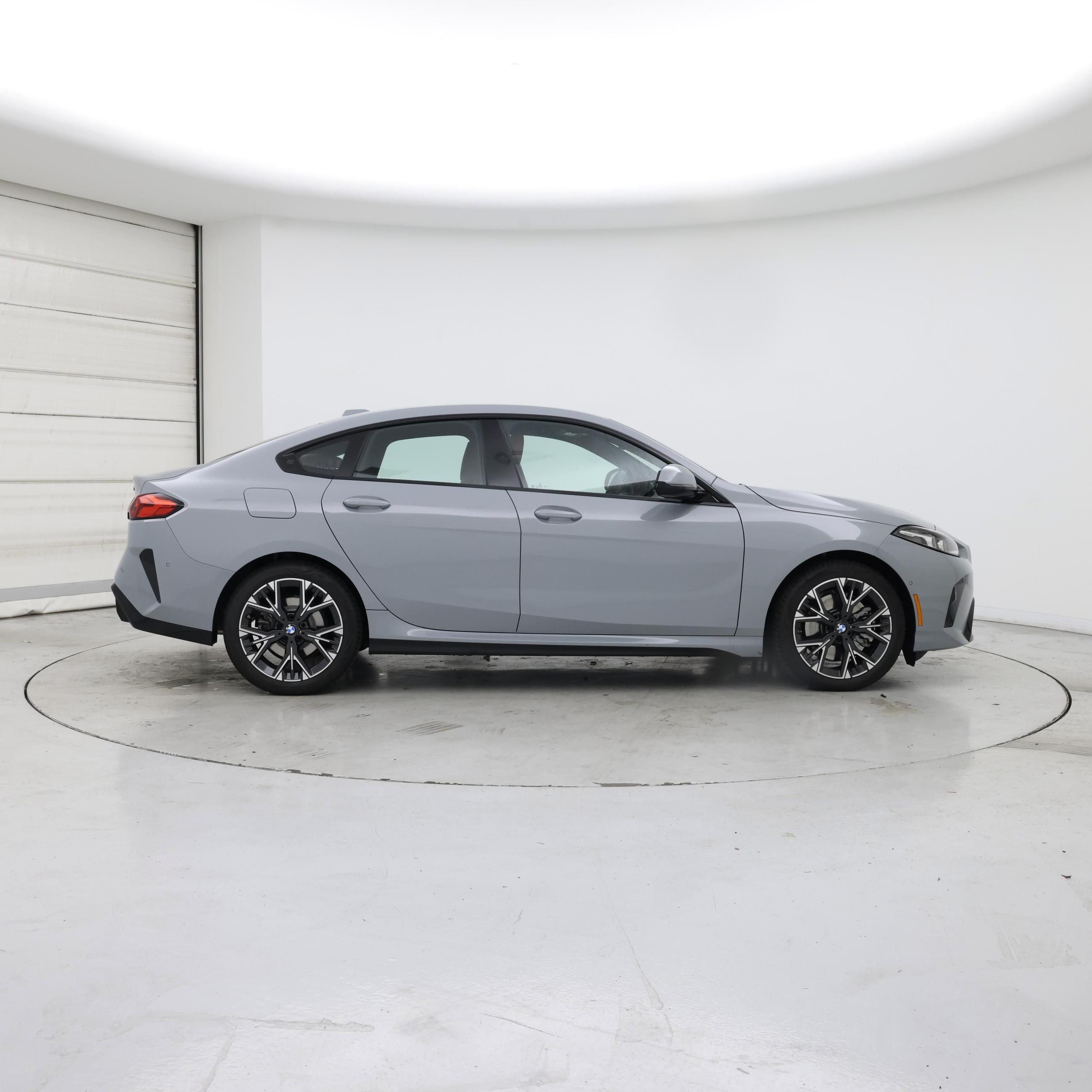 Thumbnail: 2025 BMW 2 Series - 7