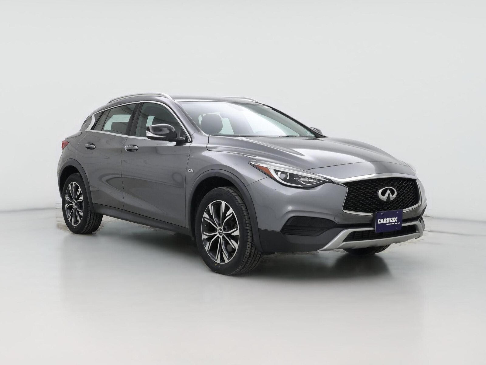 2018 INFINITI QX30 Luxury