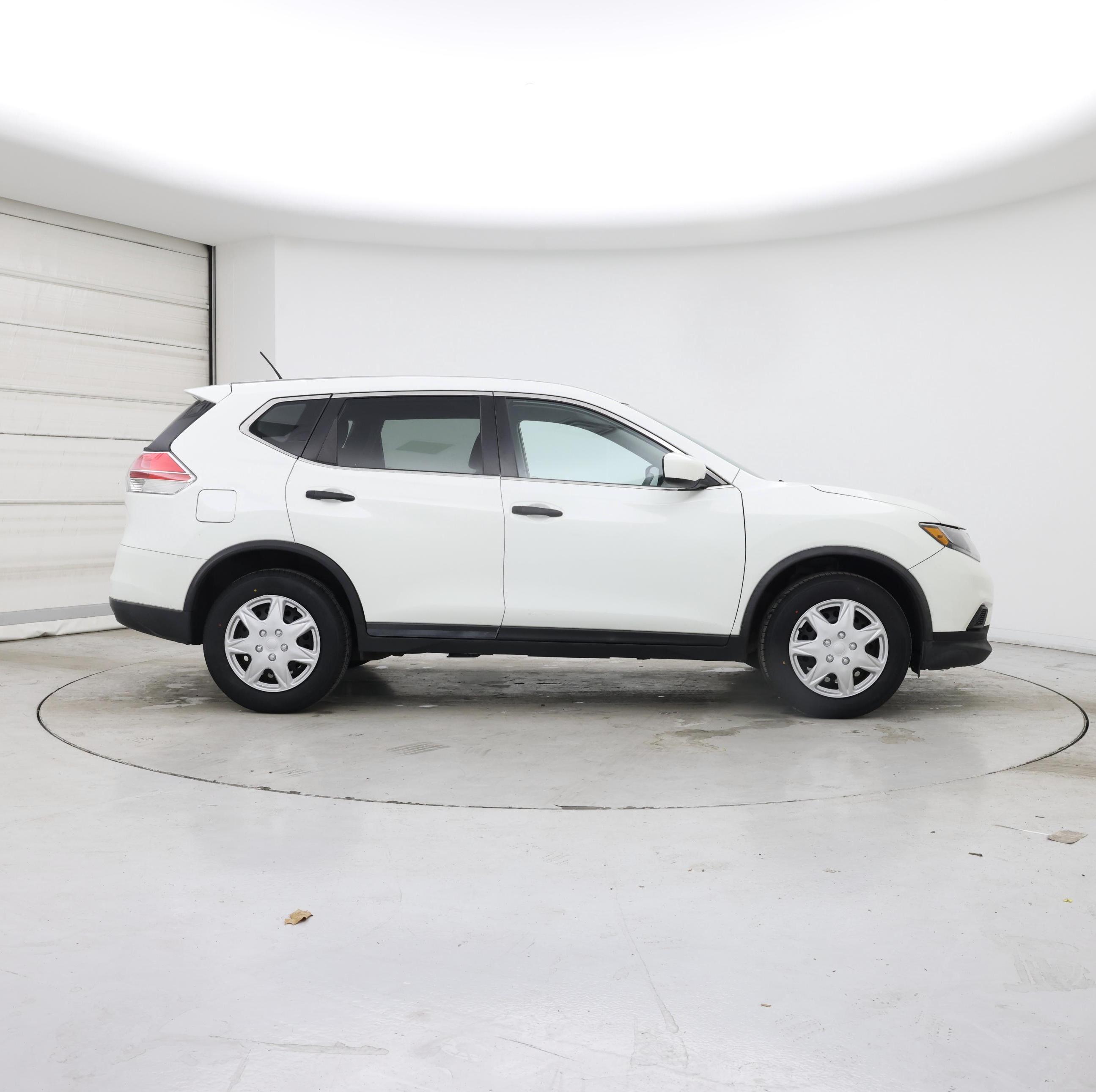 Thumbnail: 2016 Nissan Rogue - 7