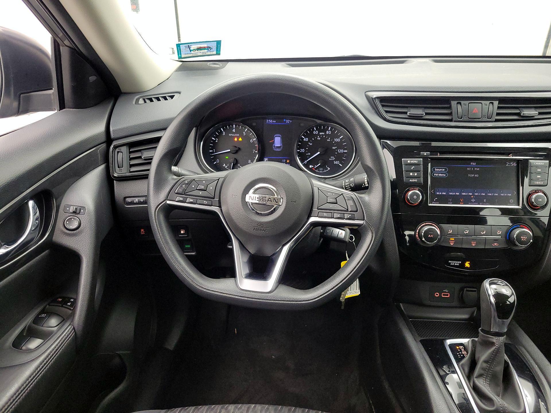 Thumbnail: 2018 Nissan Rogue - 10