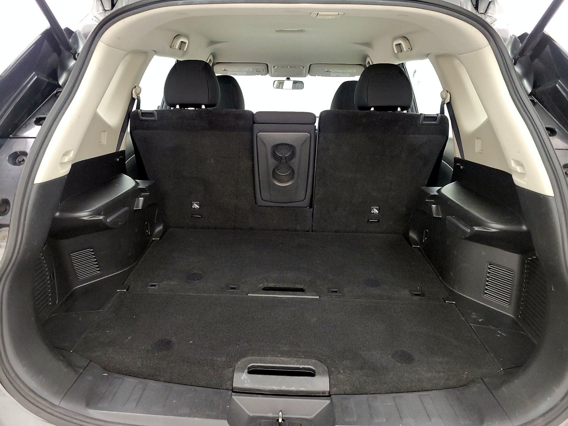 Thumbnail: 2018 Nissan Rogue - 20