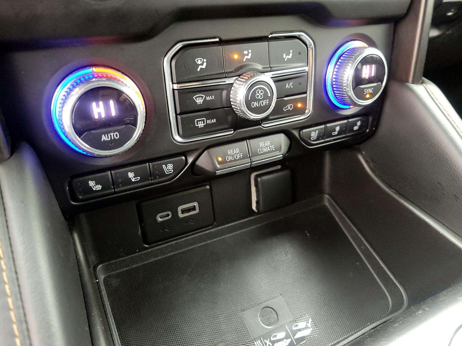 Thumbnail: 2023 GMC Yukon XL - 16