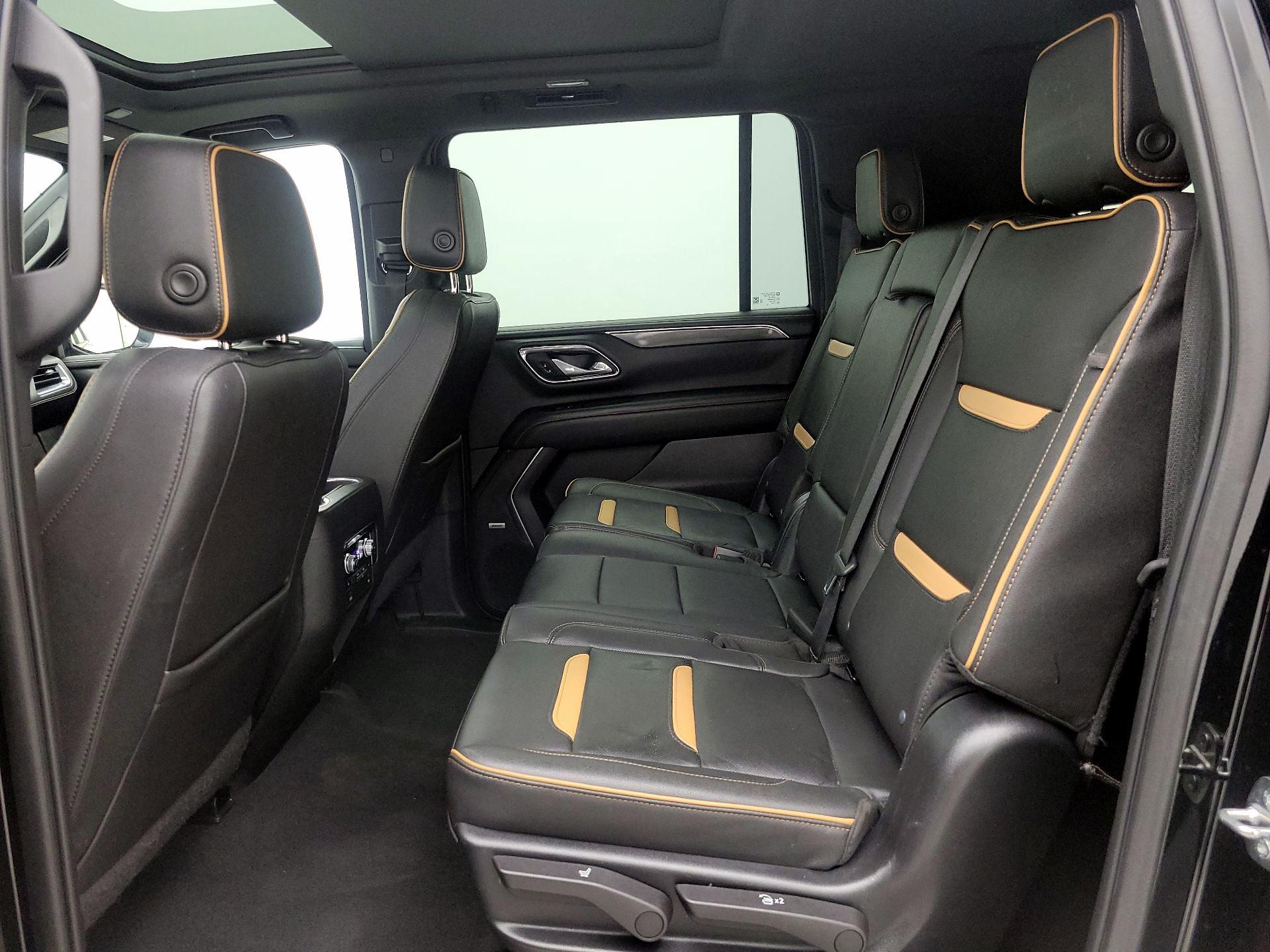 Thumbnail: 2023 GMC Yukon XL - 20